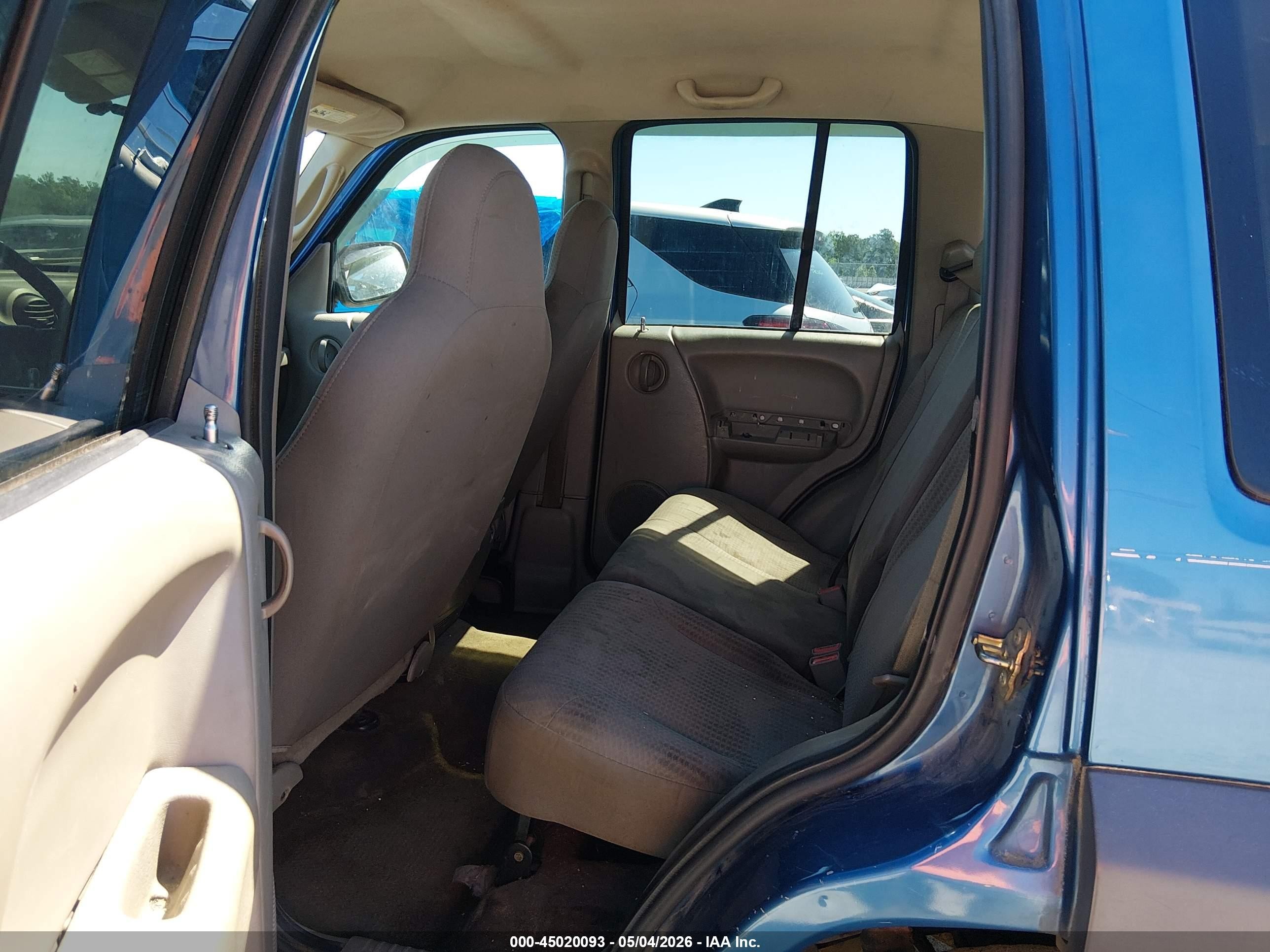 2004 Jeep Liberty Sport Синий vin: 1J4GK48K44W131306