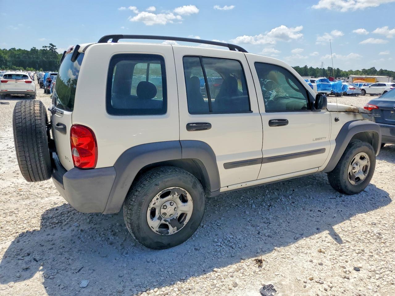 2004 Jeep Liberty Sport White vin: 1J4GK48K64W285449