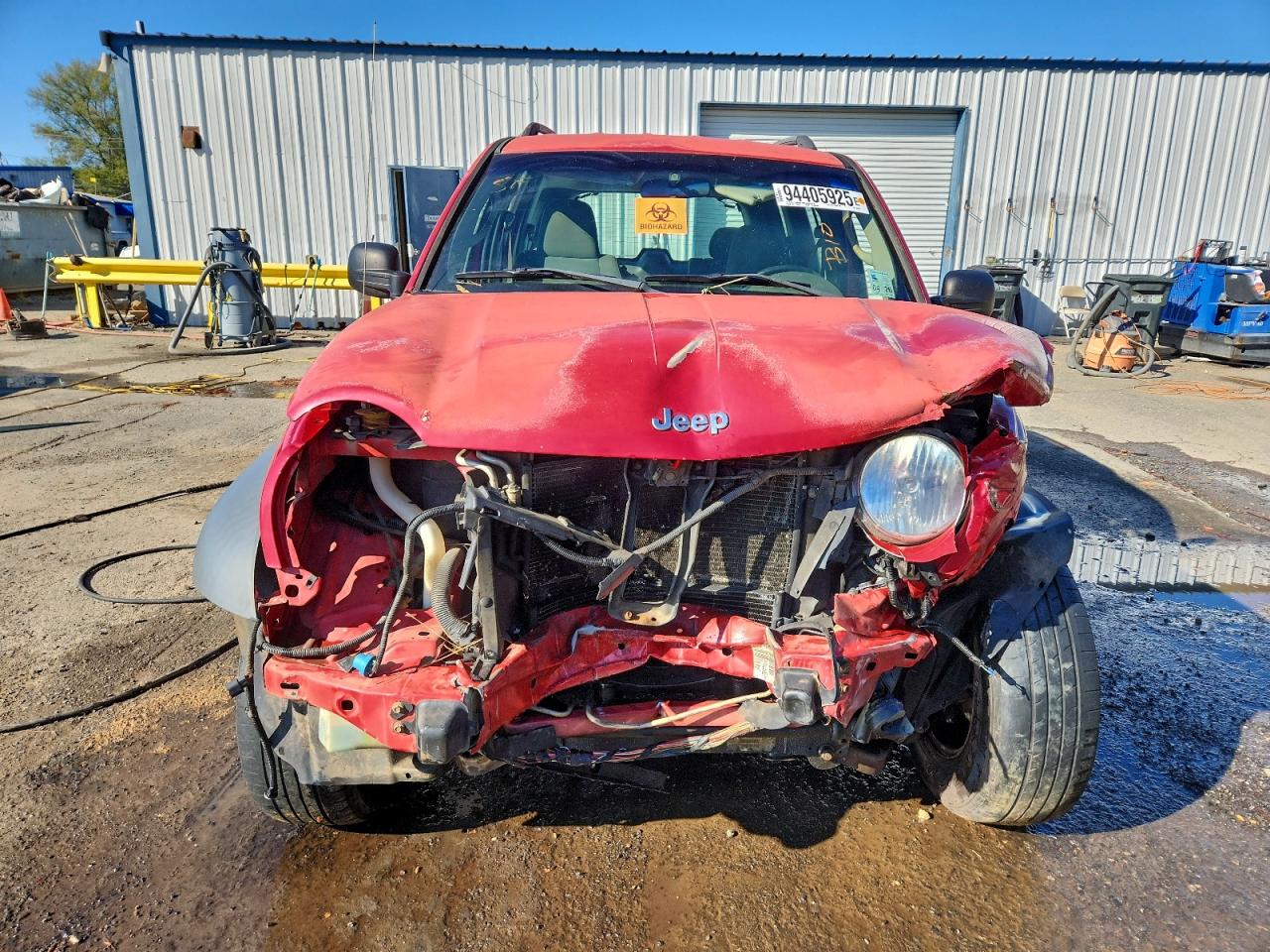 2005 Jeep Liberty Sport Red vin: 1J4GK48K65W506310