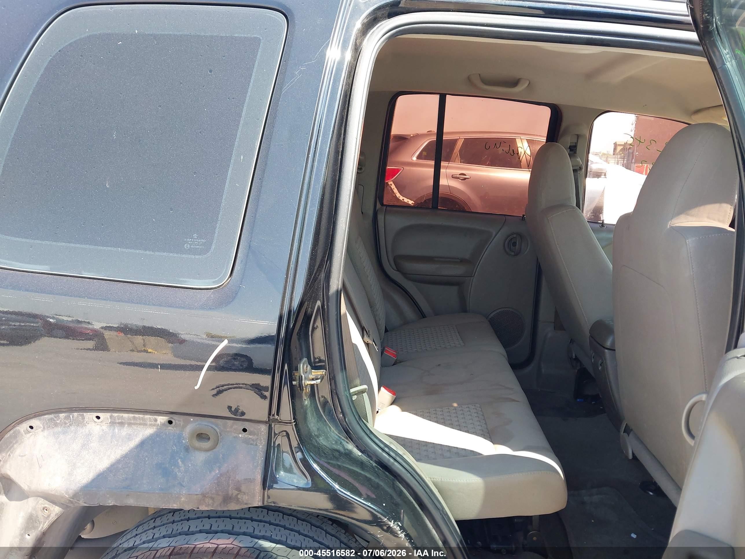 2007 Jeep Liberty Sport Black vin: 1J4GK48K67W590907
