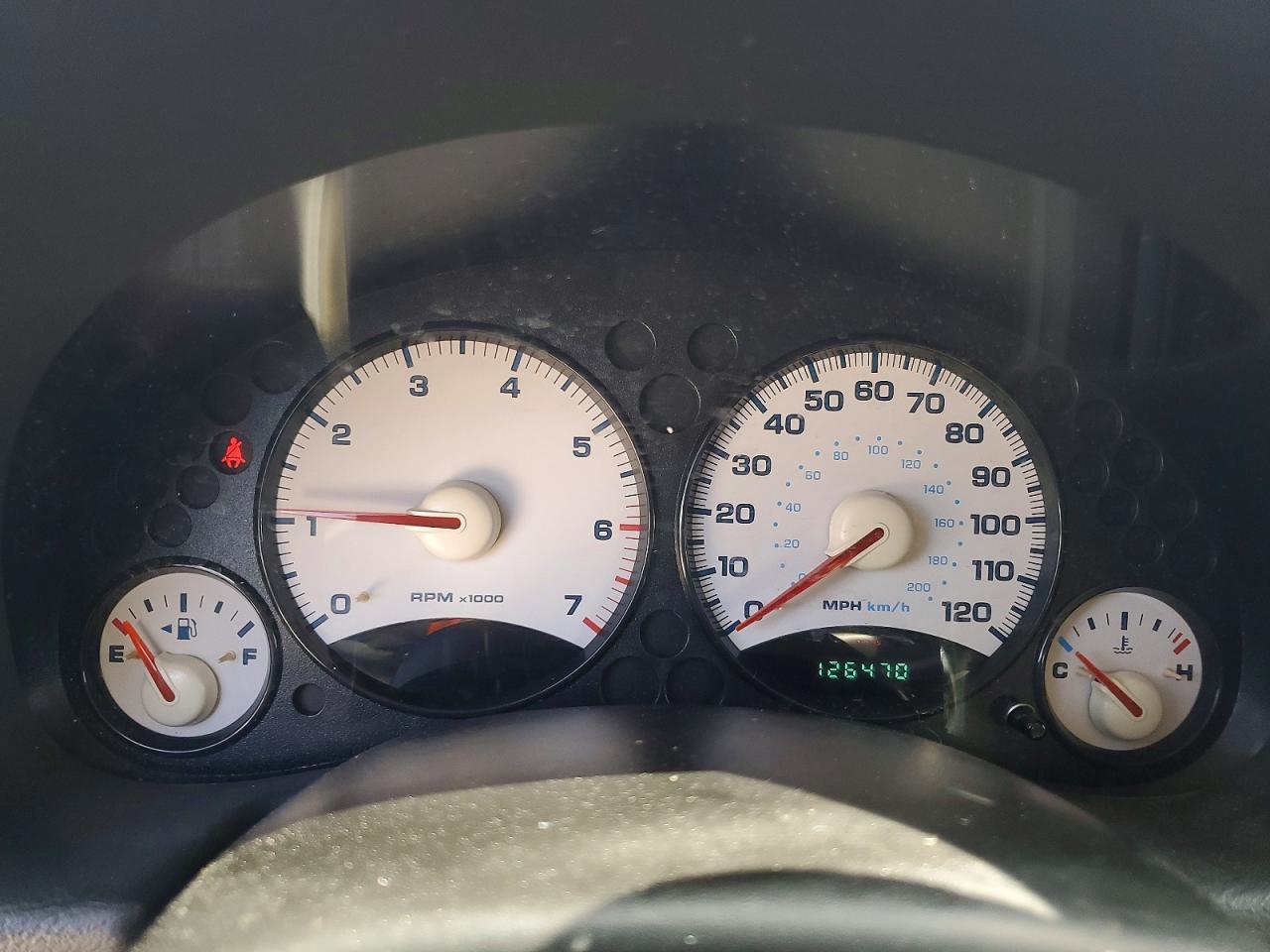 2004 Jeep Liberty Sport Burgundy vin: 1J4GK48K74W244411