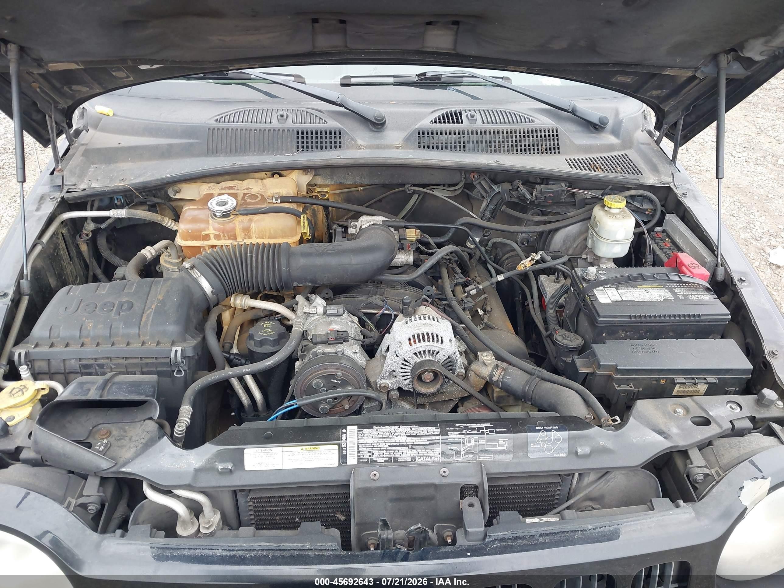 2005 Jeep Liberty Sport Черный vin: 1J4GK48K75W690723