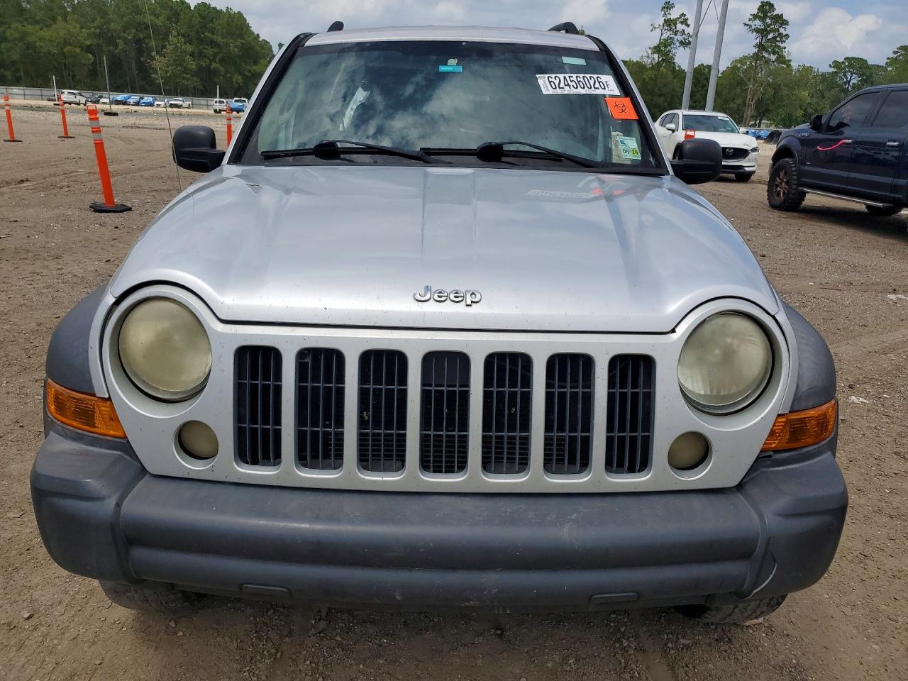 2006 Jeep Liberty Sport Серебряный vin: 1J4GK48K76W154890