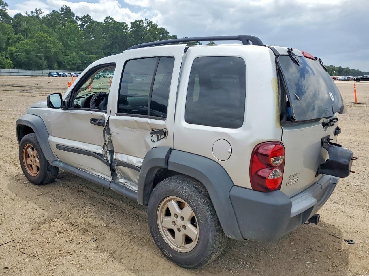 2006 Jeep Liberty Sport Серебряный vin: 1J4GK48K76W154890