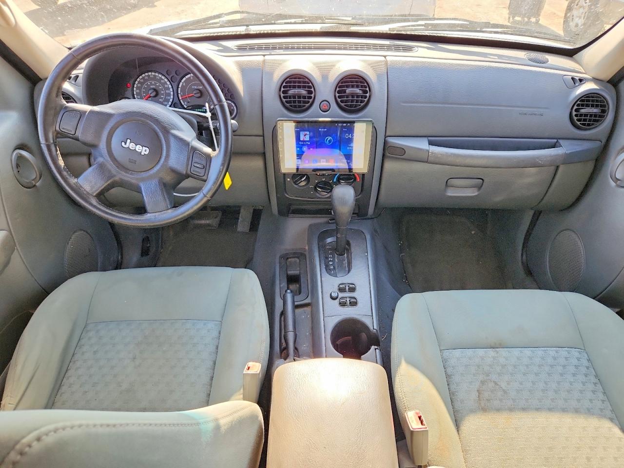 2006 Jeep Liberty Sport Silver vin: 1J4GK48K76W268534