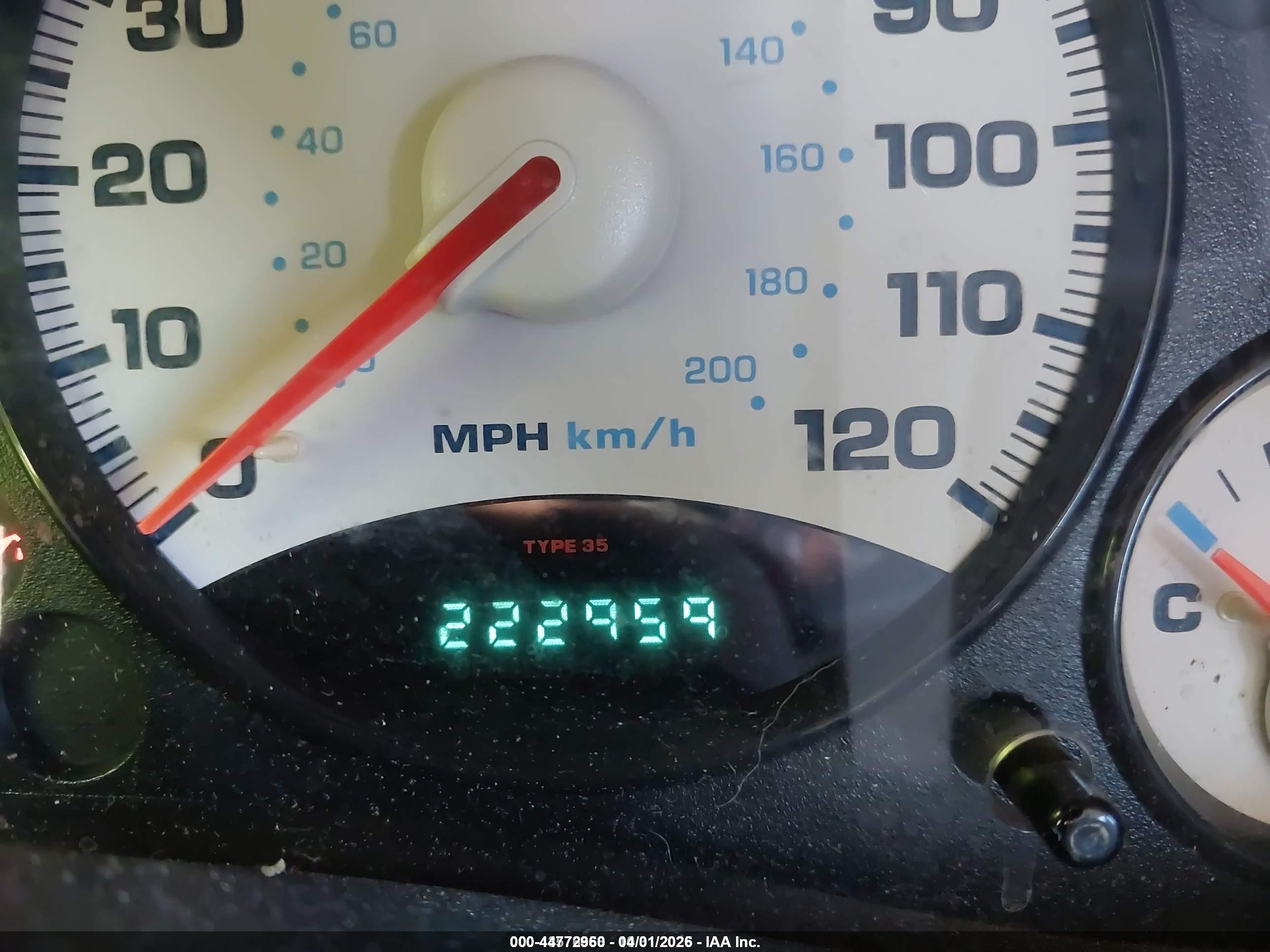 2004 Jeep Liberty Sport Tan vin: 1J4GK48K94W162423