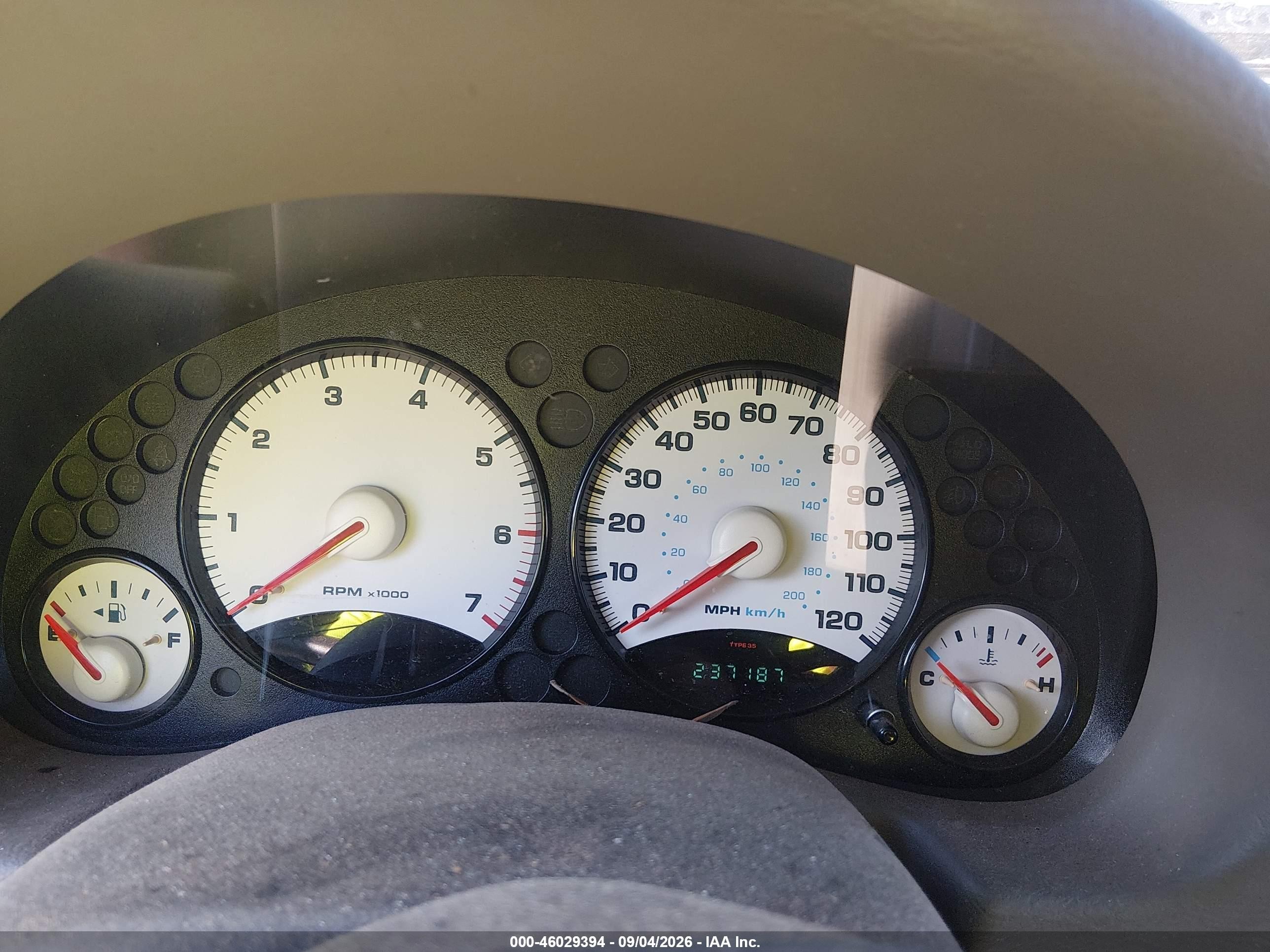2003 Jeep Liberty Sport Red vin: 1J4GK48KX3W711223