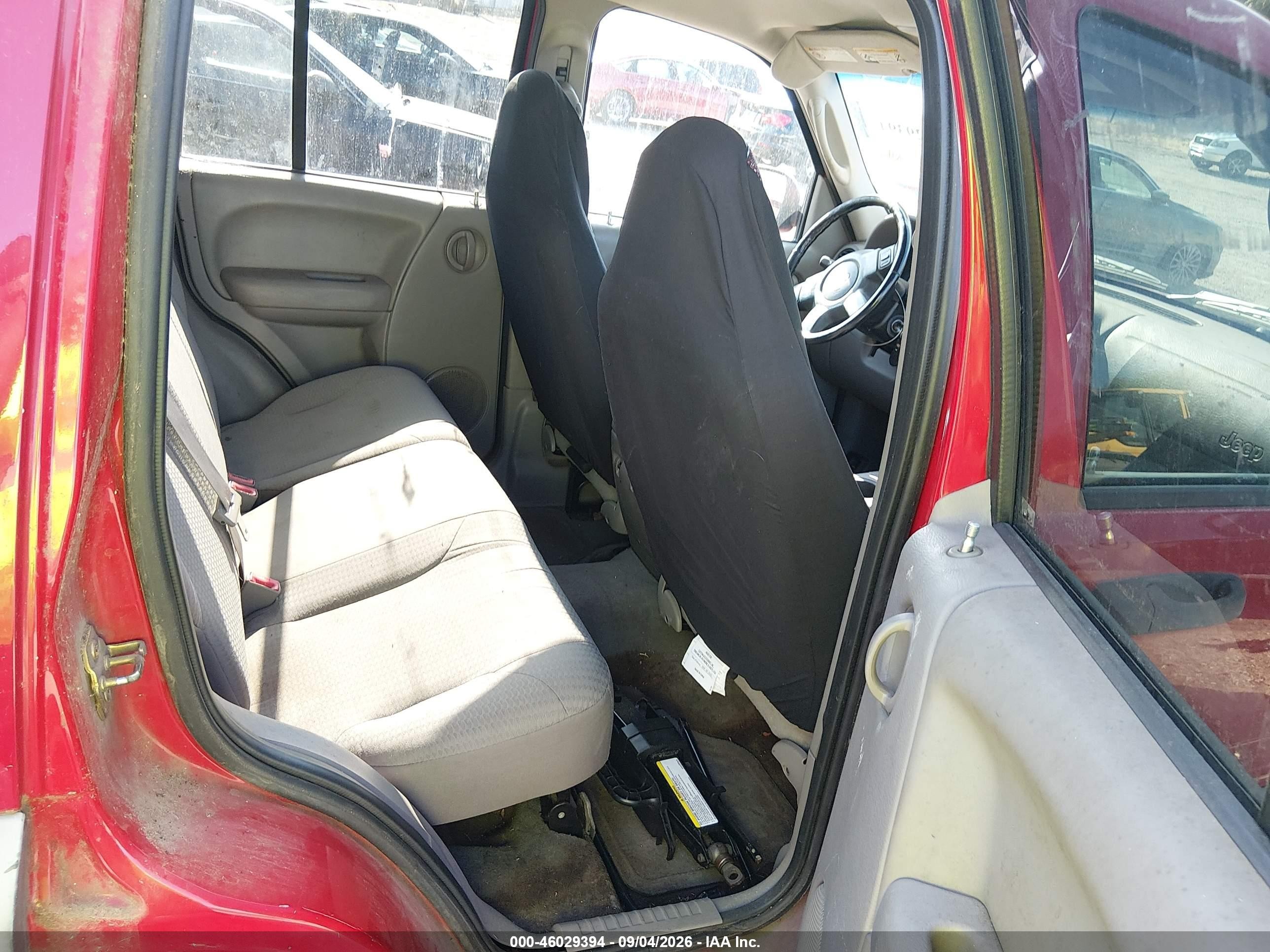 2003 Jeep Liberty Sport Red vin: 1J4GK48KX3W711223