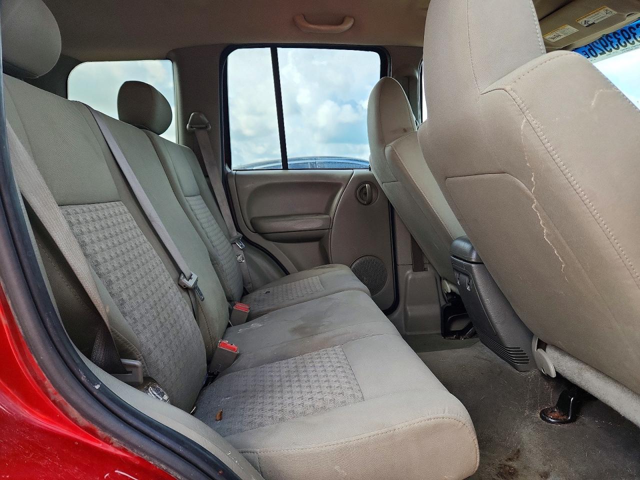 2006 Jeep Liberty Sport Red vin: 1J4GK48KX6W112035