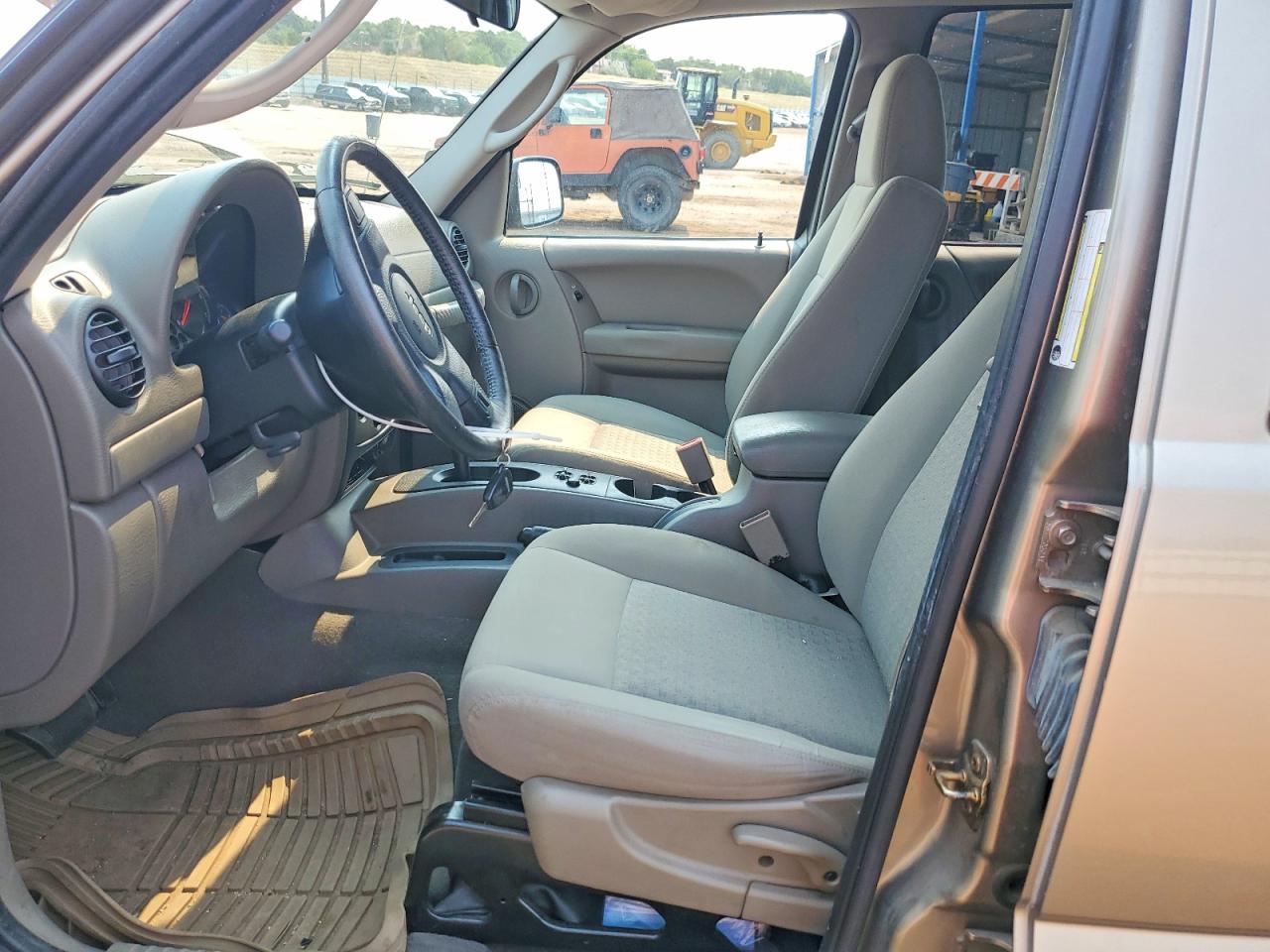 2007 Jeep Liberty Sport Tan vin: 1J4GK48KX7W576167