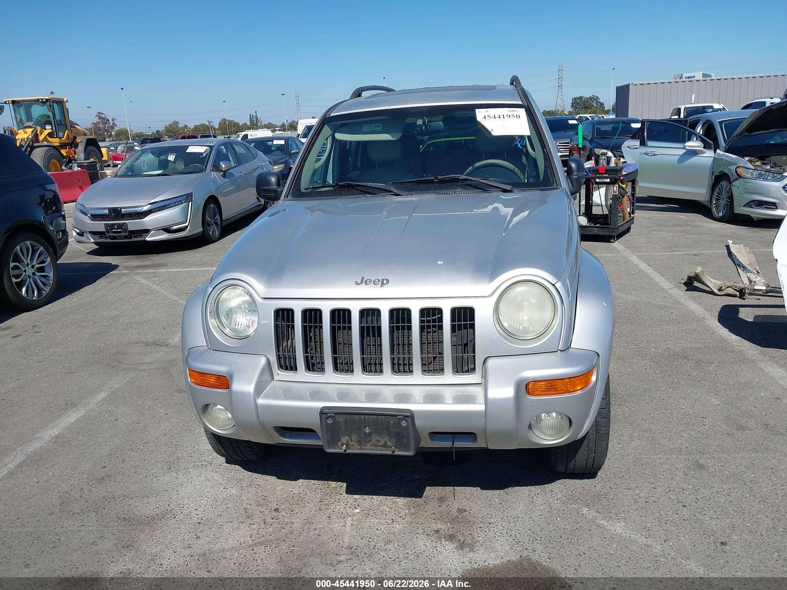 2004 Jeep Liberty Limited Edition Silver vin: 1J4GK58K04W268586