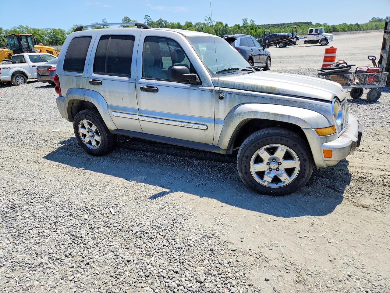 2006 Jeep Liberty Silver vin: 1J4GK58K06W195531
