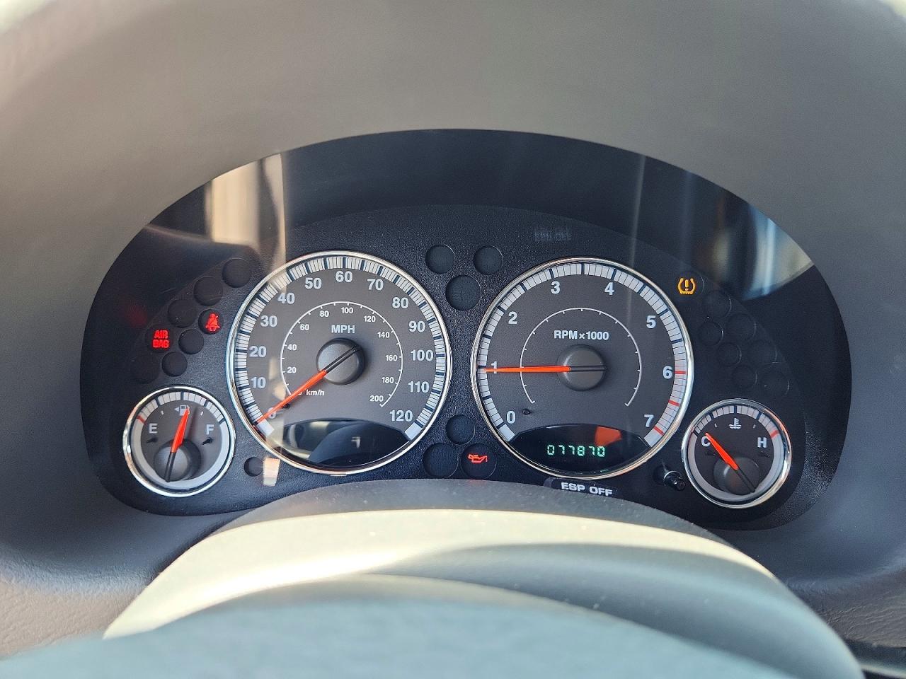 2006 Jeep Liberty Silver vin: 1J4GK58K06W195531