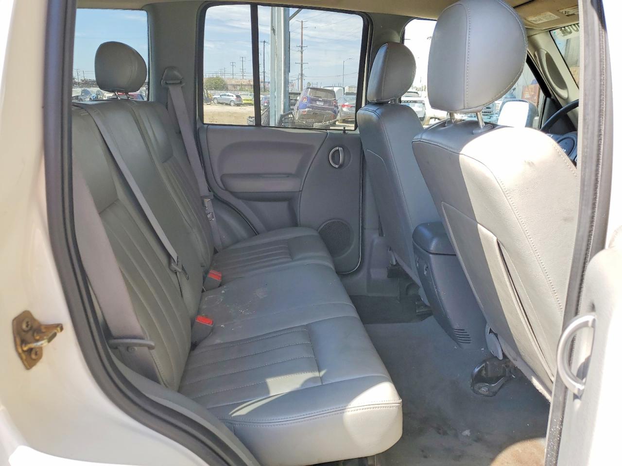 2006 Jeep Liberty Limited White vin: 1J4GK58K16W265604