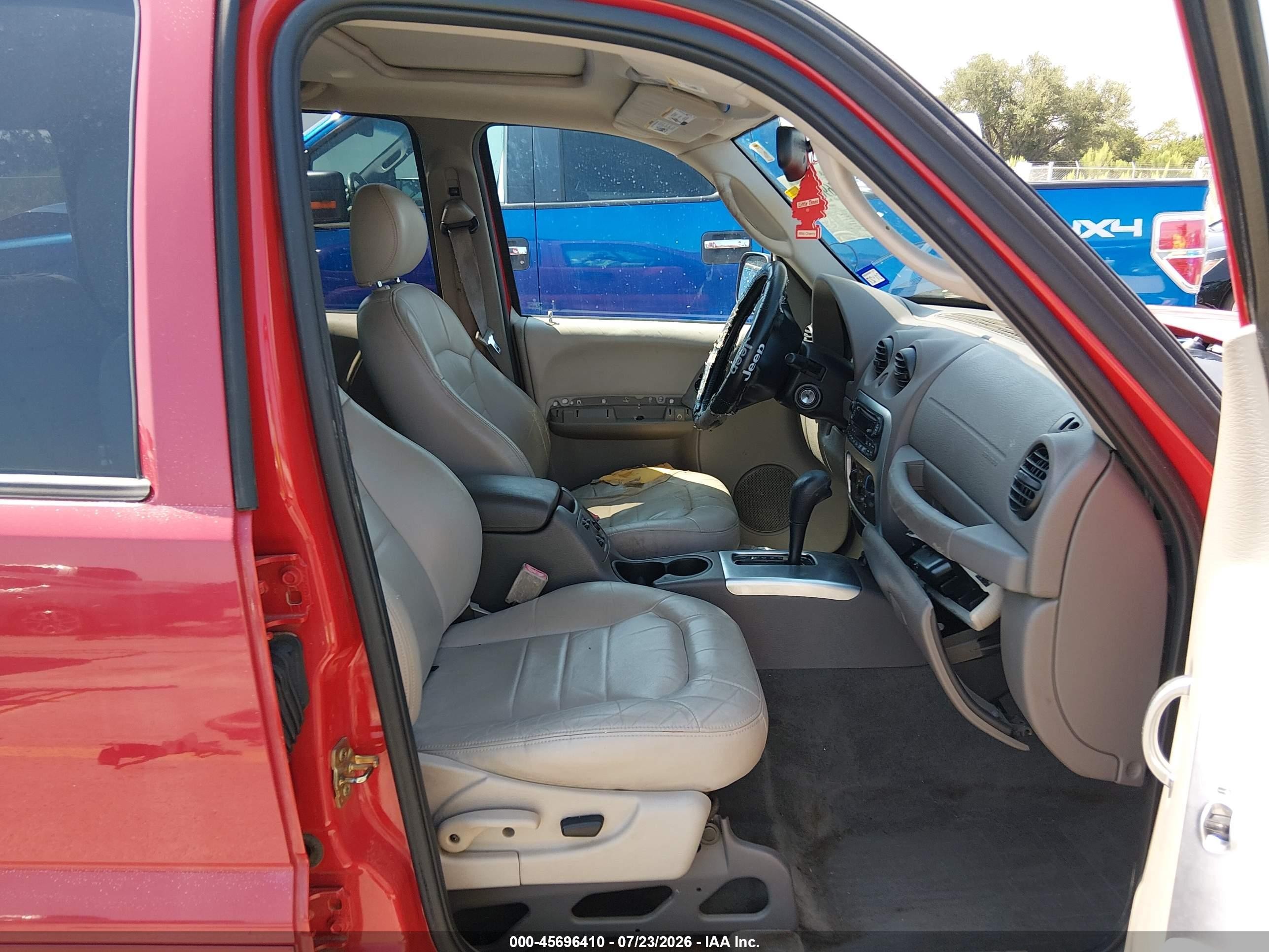 2004 Jeep Liberty Limited Edition Red vin: 1J4GK58K64W249136