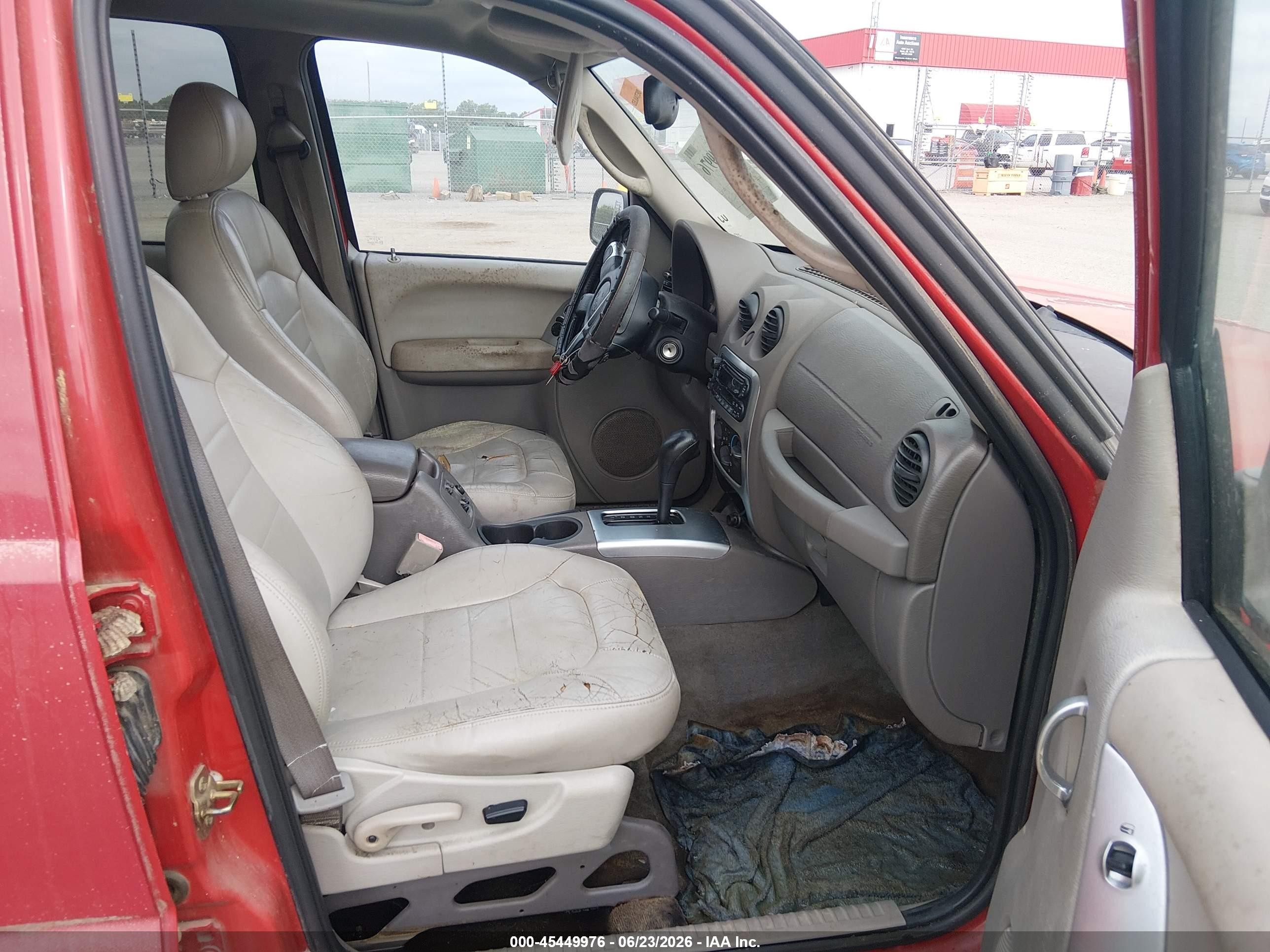 2004 Jeep Liberty Limited Edition Red vin: 1J4GK58K84W209401