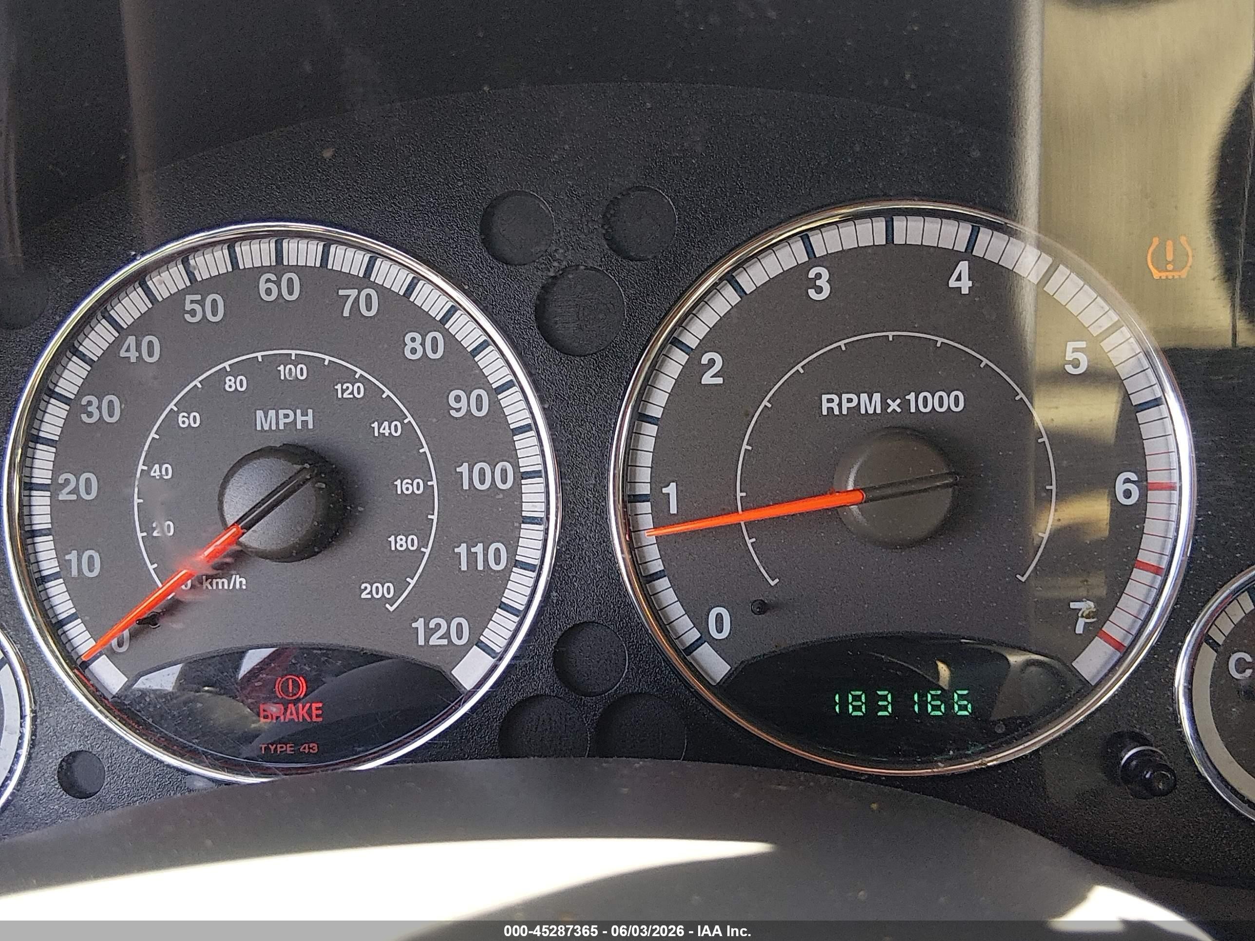 2005 Jeep Liberty Limited Edition Red vin: 1J4GK58K85W539833