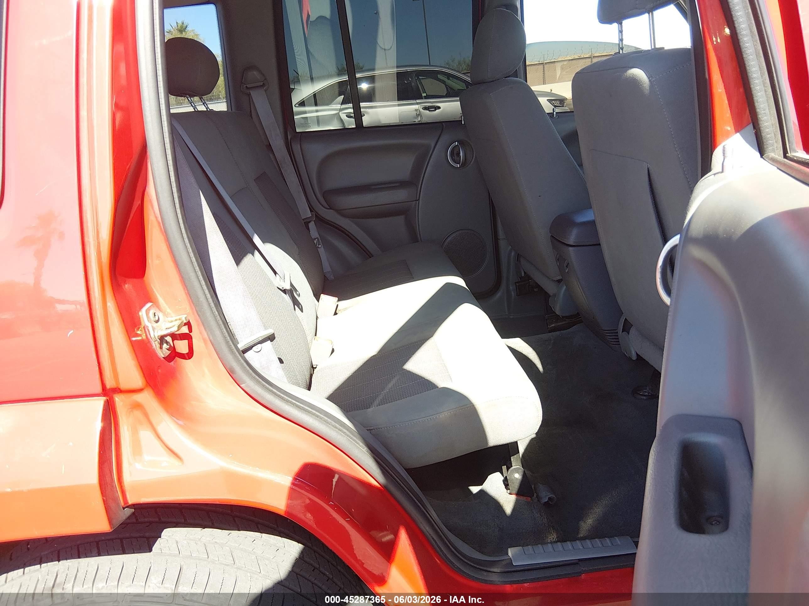 2005 Jeep Liberty Limited Edition Red vin: 1J4GK58K85W539833