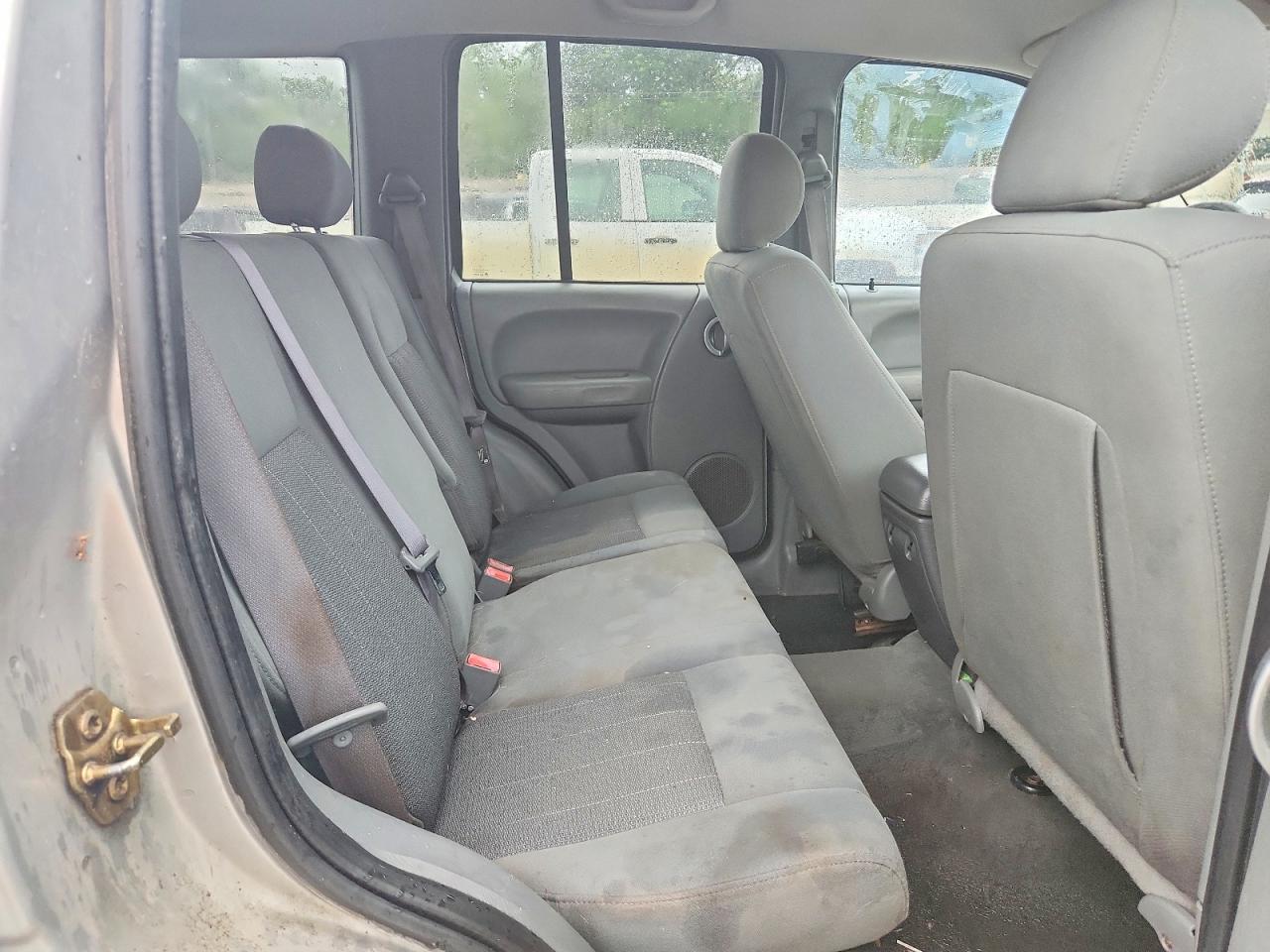 2006 Jeep Liberty Limited Silver vin: 1J4GK58K86W233197