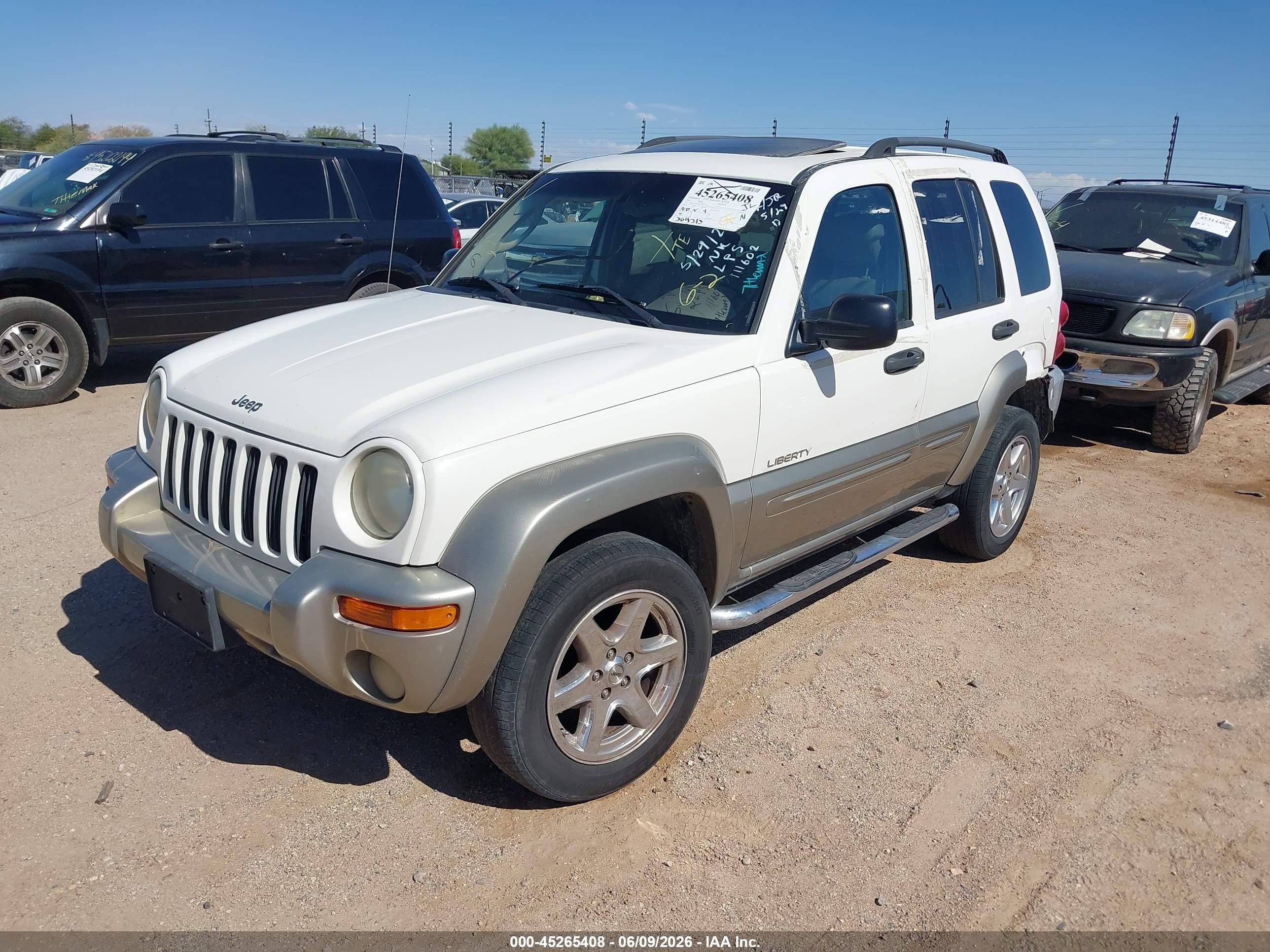 2004 Jeep Liberty Limited Edition Белый vin: 1J4GK58KX4W111602