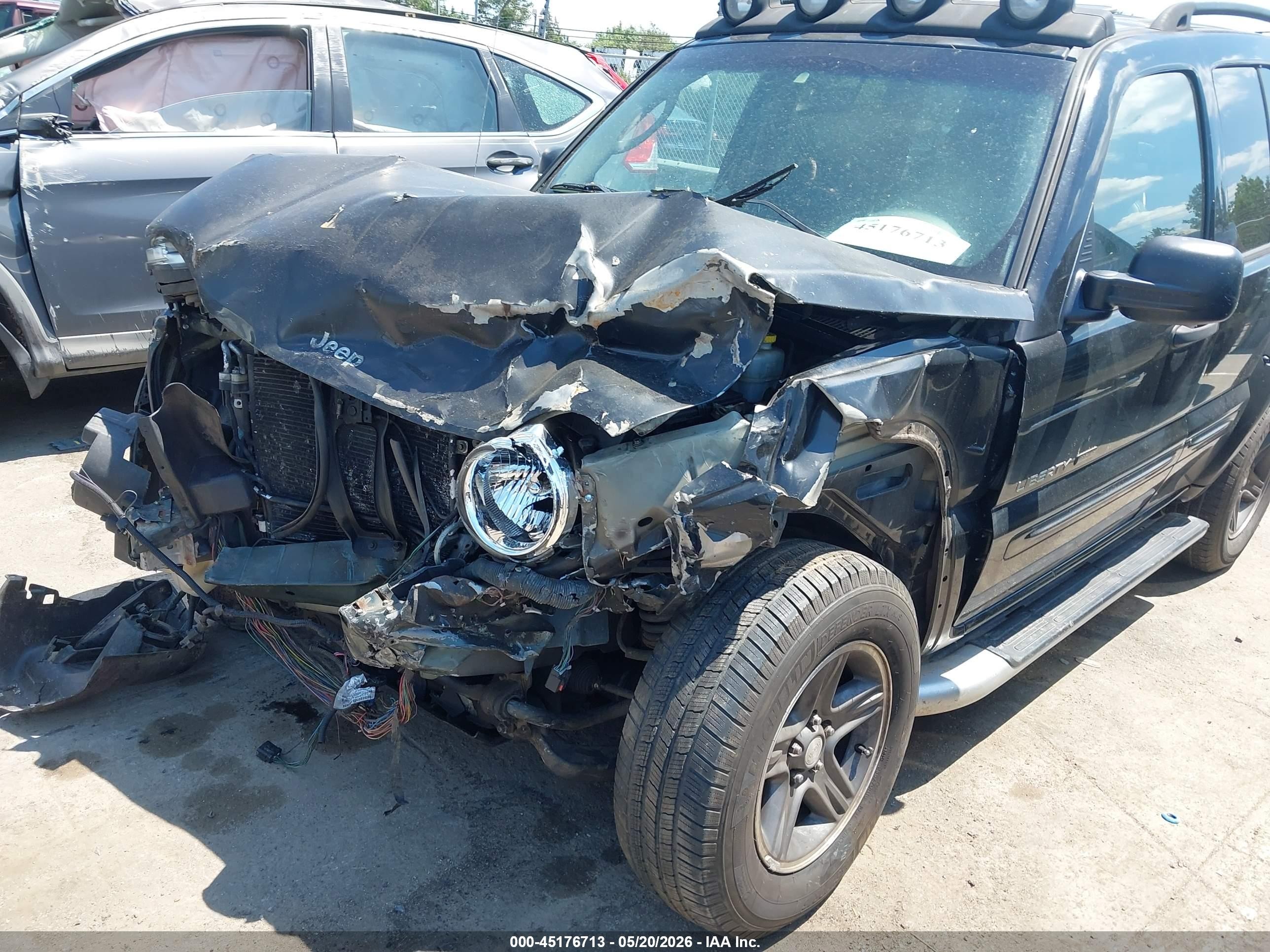 2003 Jeep Liberty Renegade Black vin: 1J4GL38K03W656515