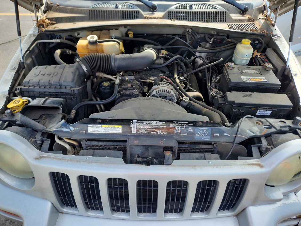 2004 Jeep Liberty Renegade Silver vin: 1J4GL38K04W190540