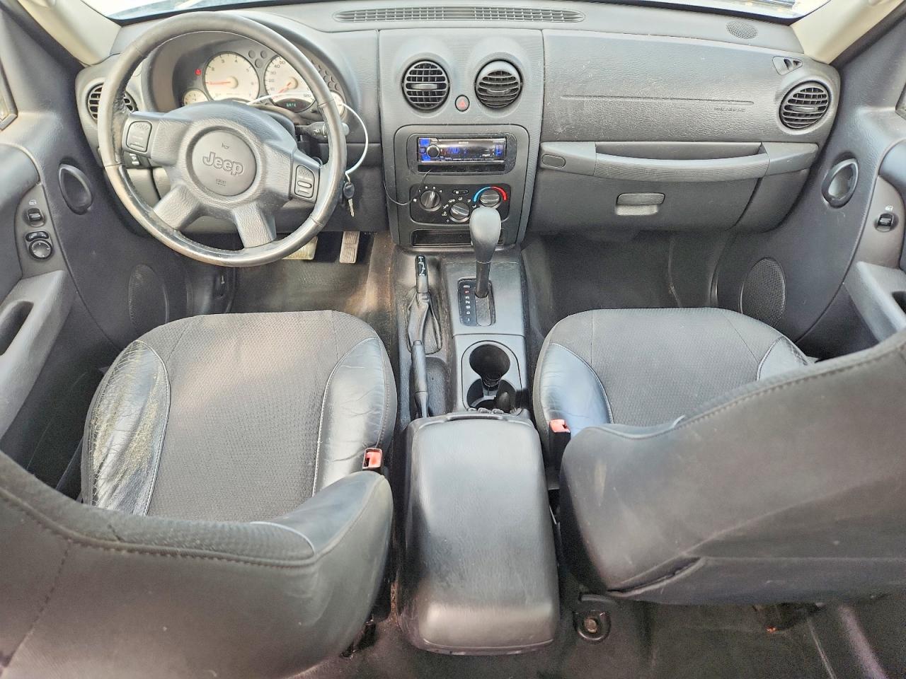 2004 Jeep Liberty Renegade Silver vin: 1J4GL38K04W190540