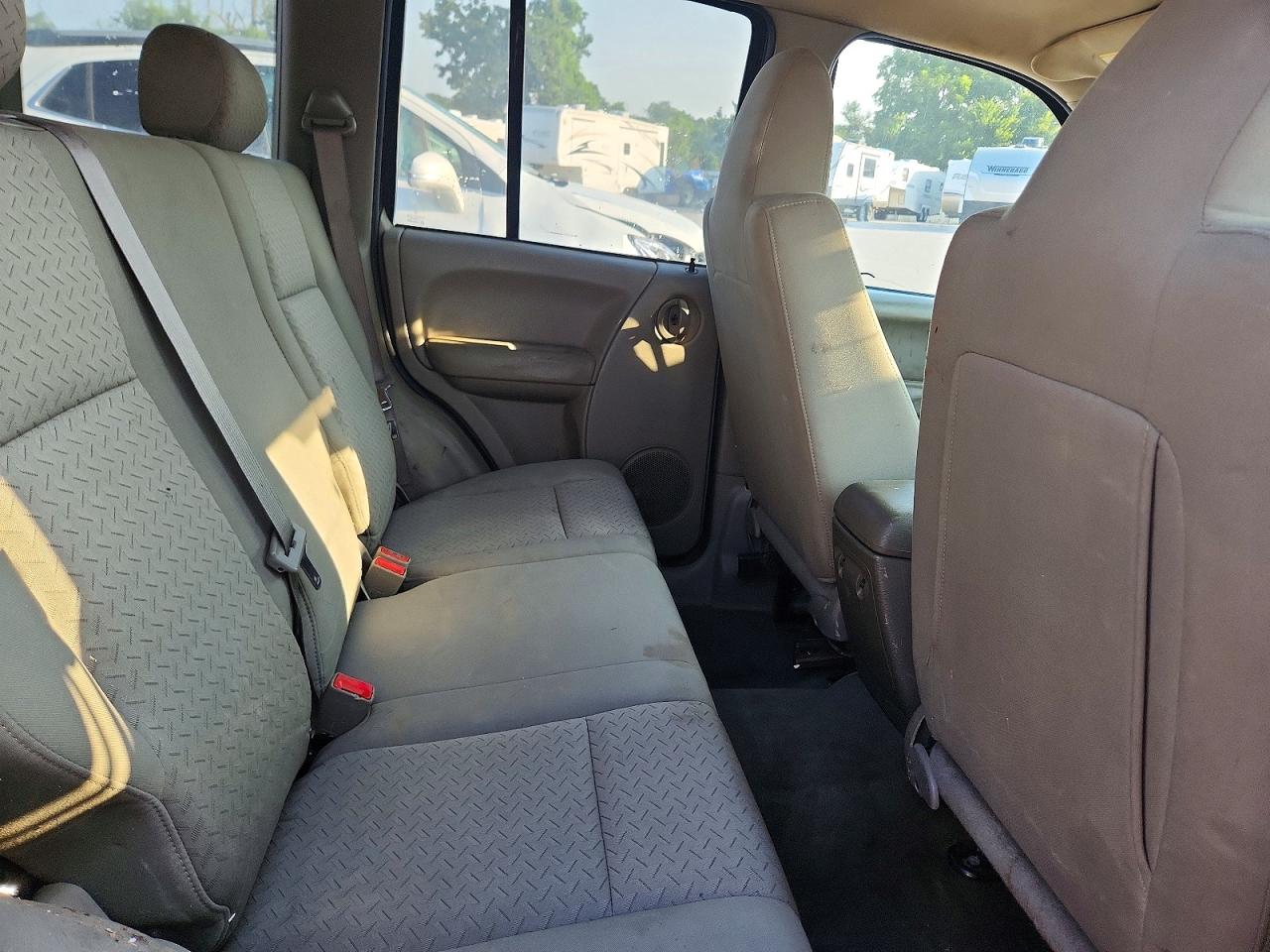 2006 Jeep Liberty Renegade Green vin: 1J4GL38K16W128308