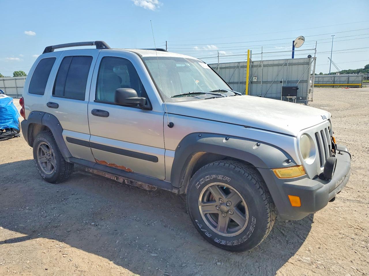 2006 Jeep Liberty Renegade Silver vin: 1J4GL38K16W219322