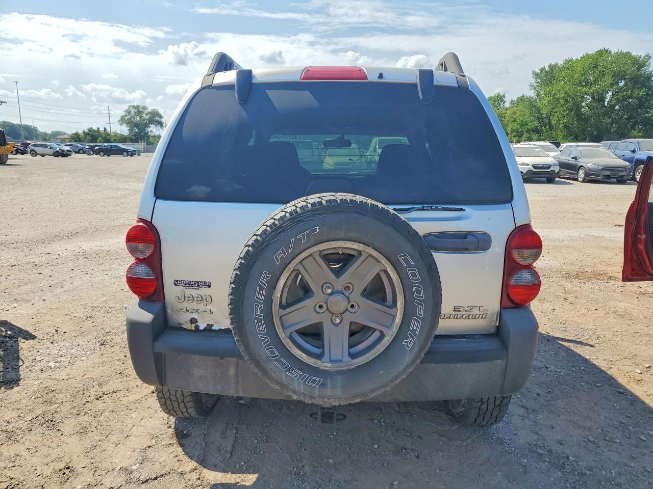 2006 Jeep Liberty Renegade Silver vin: 1J4GL38K16W219322