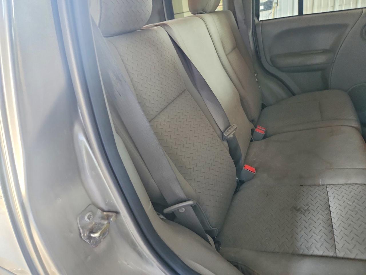2006 Jeep Liberty Renegade Beige vin: 1J4GL38K46W148536