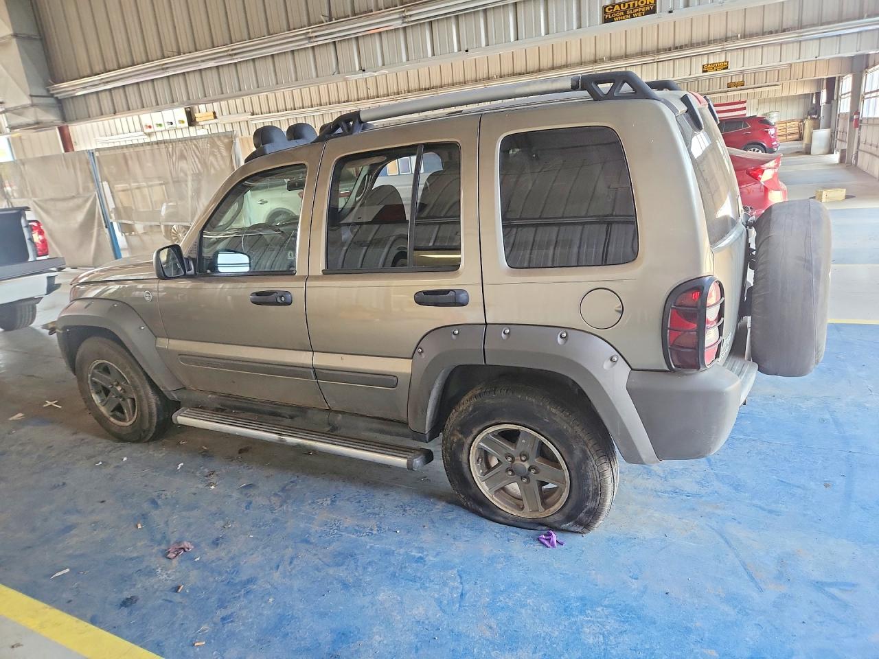2006 Jeep Liberty Renegade Beige vin: 1J4GL38K46W148536