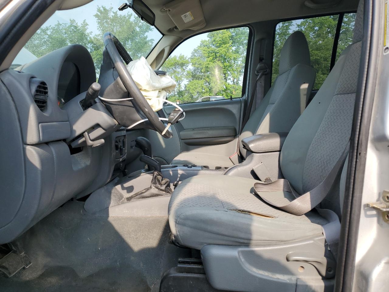 2006 Jeep Liberty Renegade Silver vin: 1J4GL38K46W219394