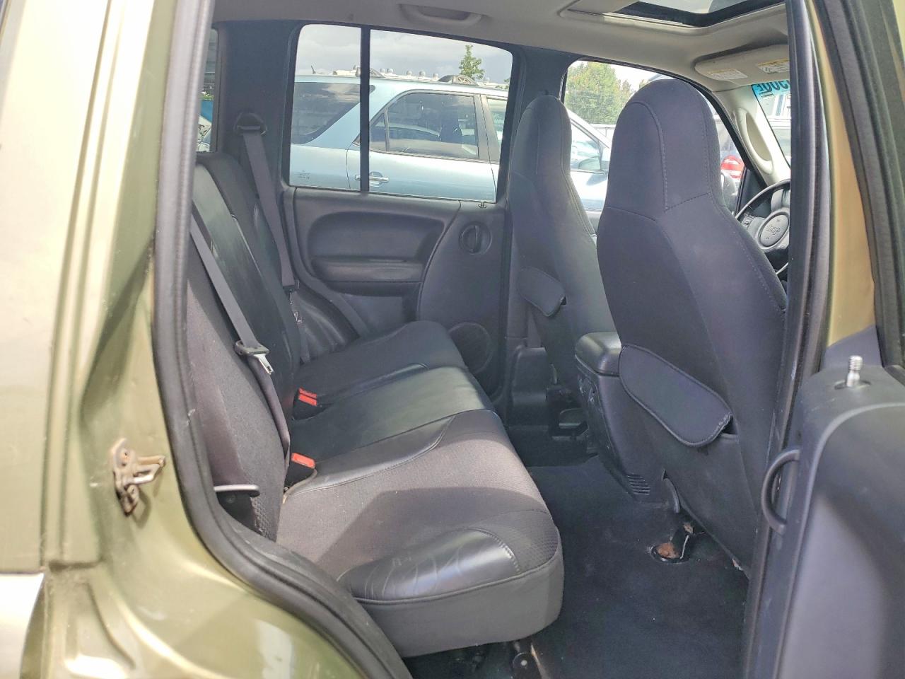 2002 Jeep Liberty Renegade Green vin: 1J4GL38K52W357360