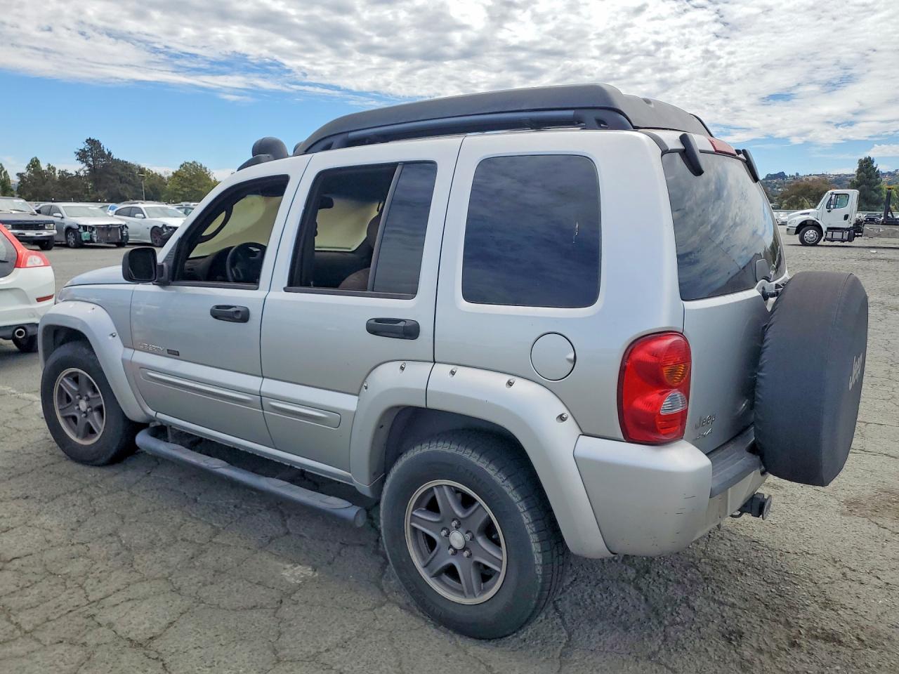 2003 Jeep Liberty Renegade Silver vin: 1J4GL38K53W546155