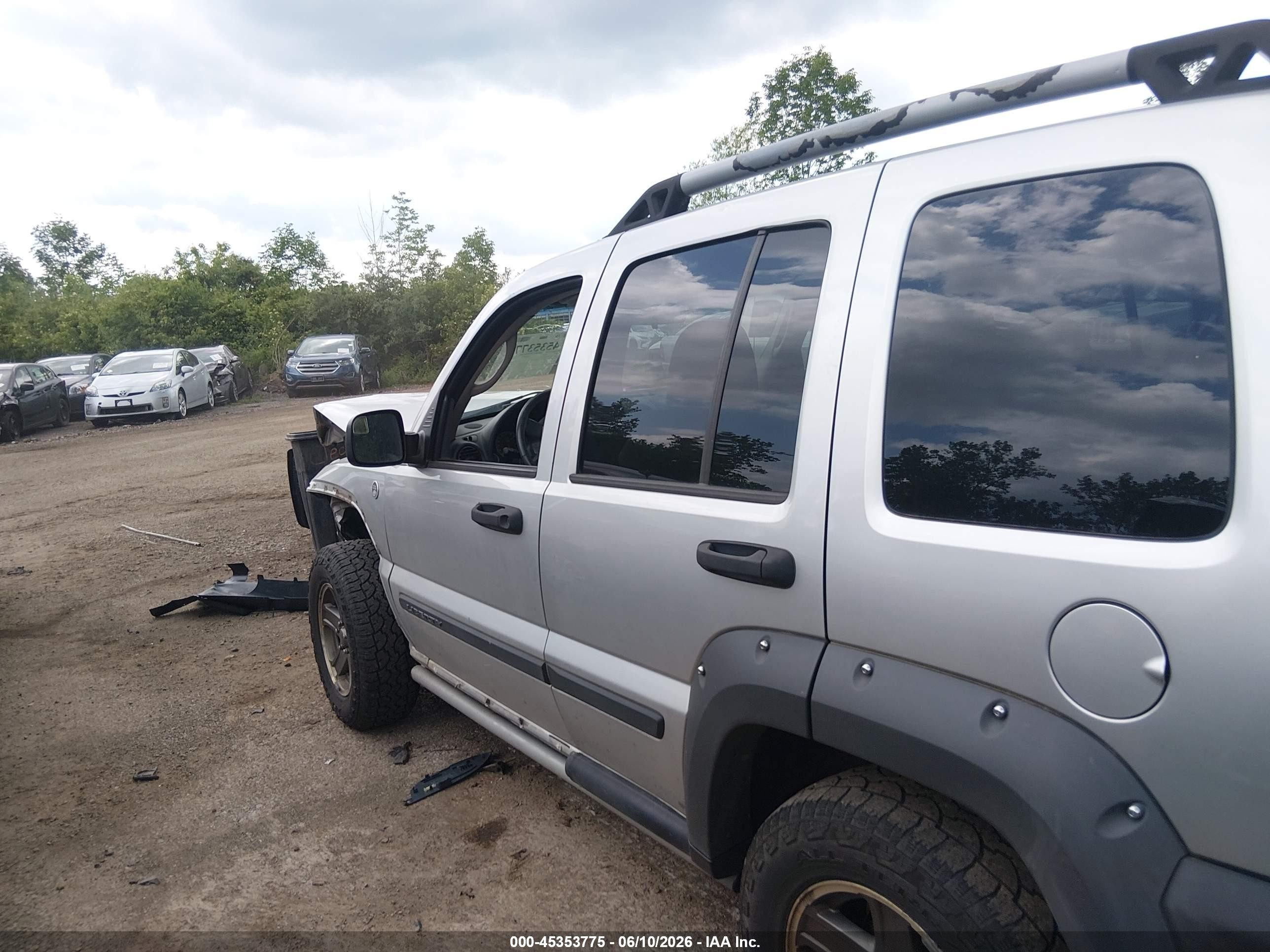 2006 Jeep Liberty Renegade Silver vin: 1J4GL38K56W101547