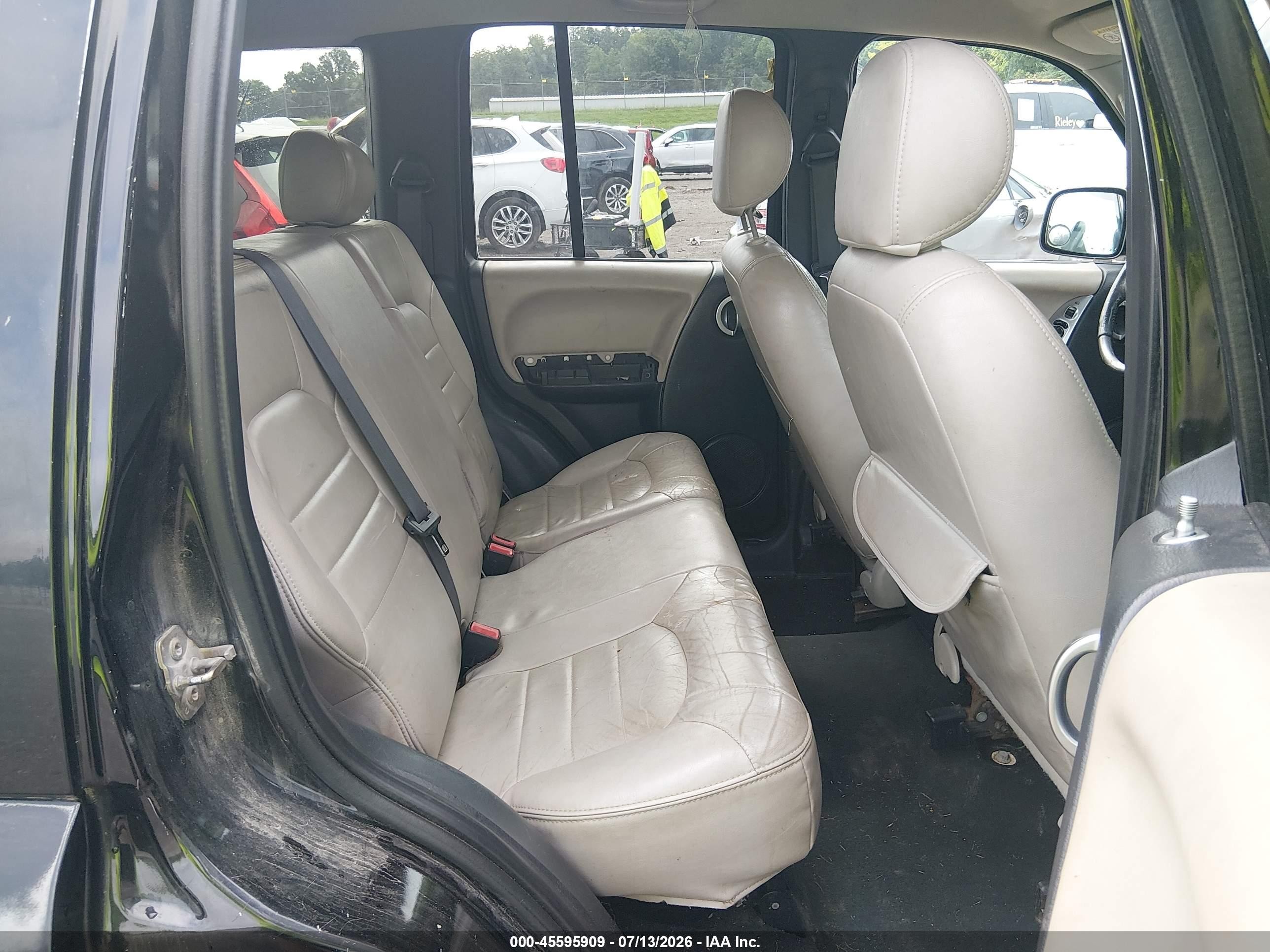 2003 Jeep Liberty Renegade Black vin: 1J4GL38K63W642635