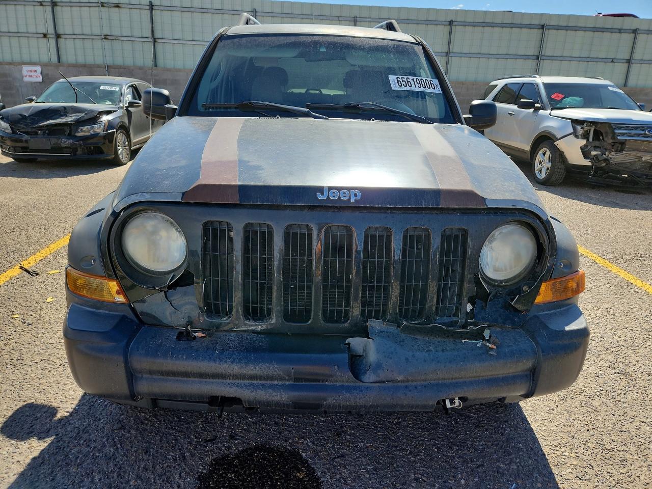 2005 Jeep Liberty Renegade Black vin: 1J4GL38K65W704473