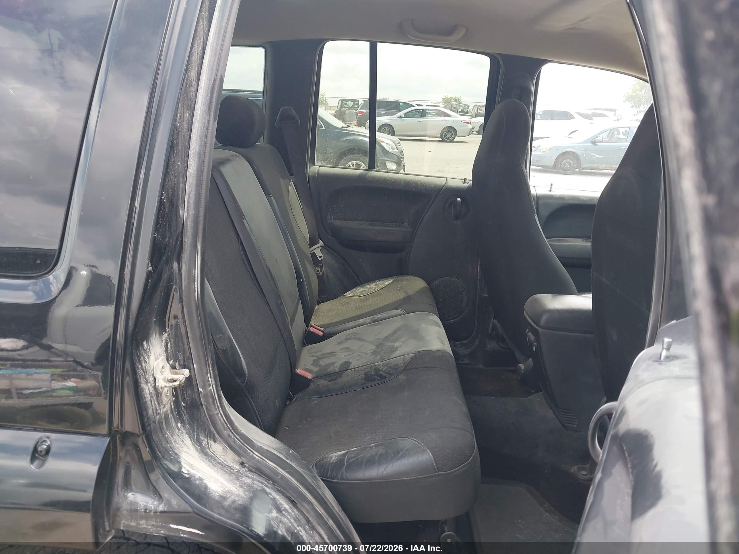 2004 Jeep Liberty Renegade Black vin: 1J4GL38K74W131713