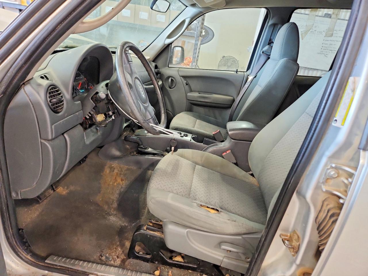 2006 Jeep Liberty Renegade Серебряный vin: 1J4GL38K96W219343