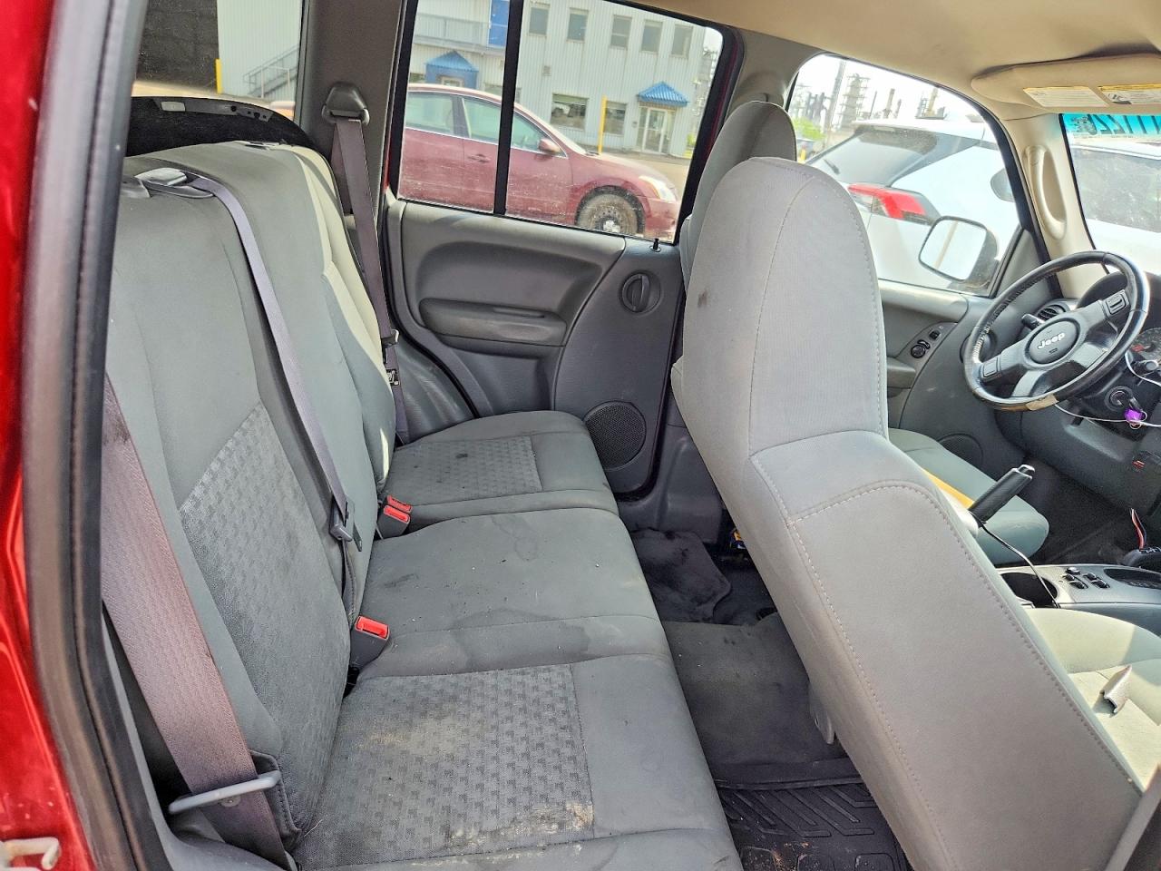 2006 Jeep Liberty Black vin: 1J4GL48516W185687