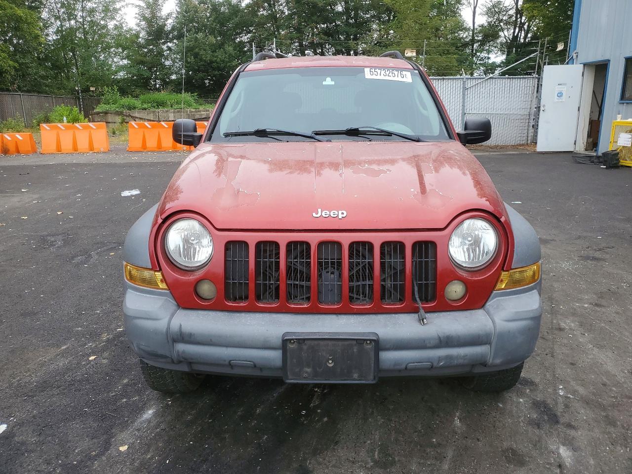 2005 Jeep Liberty Sport Red vin: 1J4GL485X5W680761