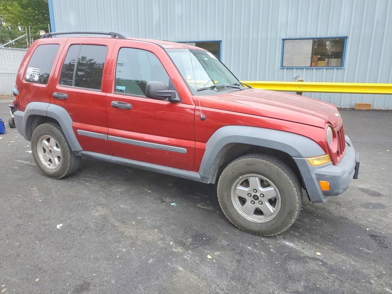 2005 Jeep Liberty Sport Red vin: 1J4GL485X5W680761