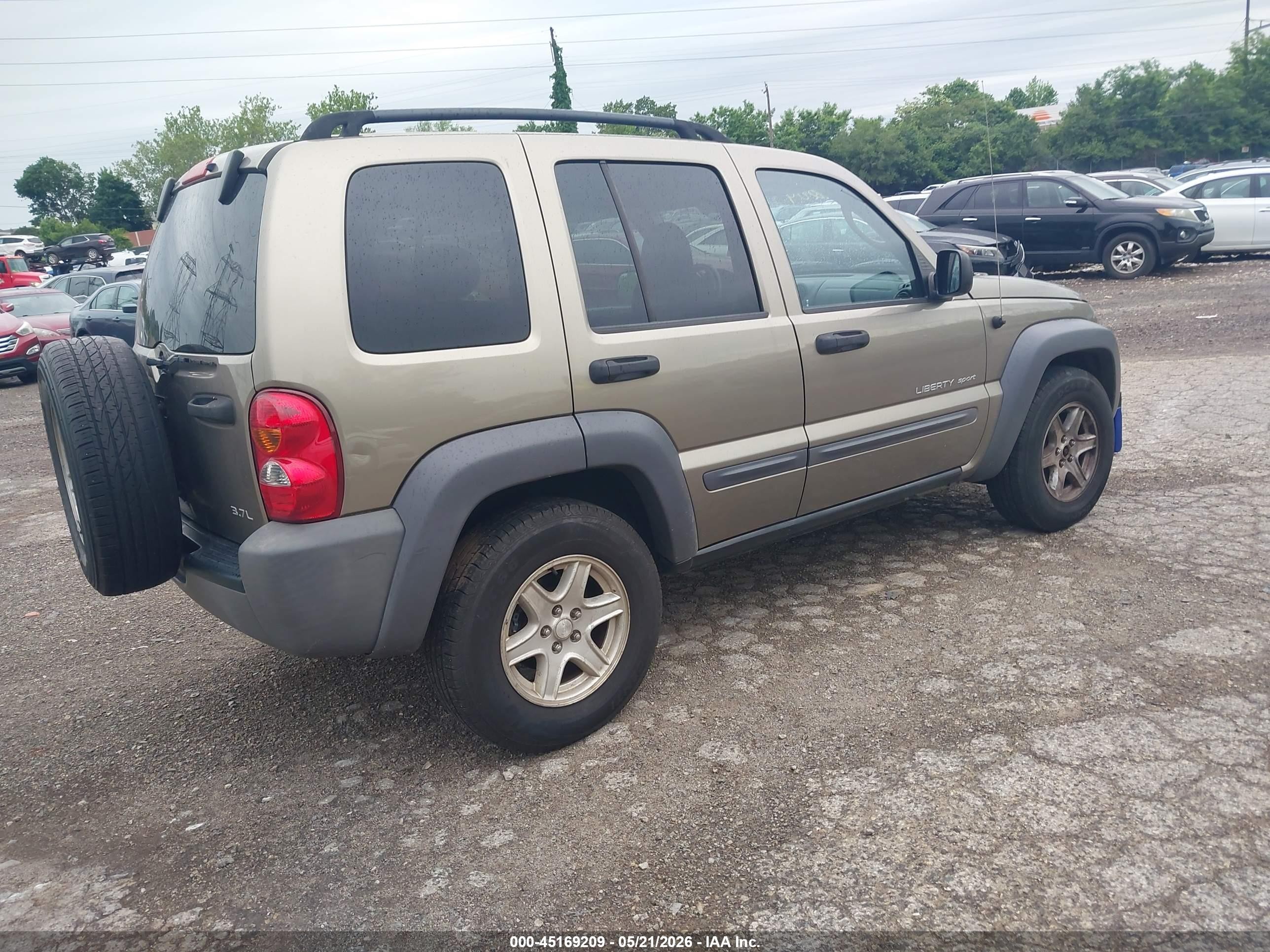 2003 Jeep Liberty Sport Tan vin: 1J4GL48K03W671375