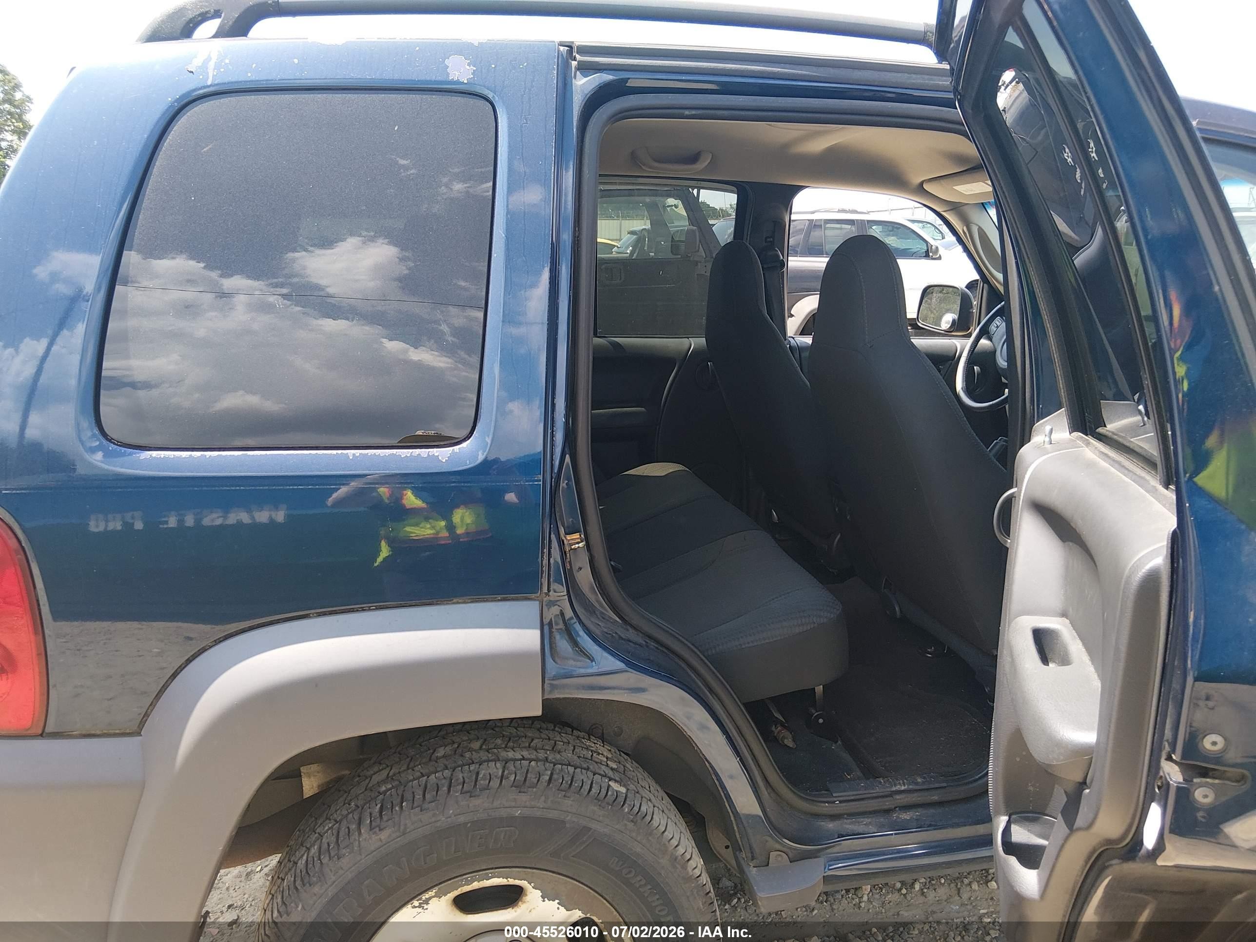 2004 Jeep Liberty Sport Blue vin: 1J4GL48K04W160265