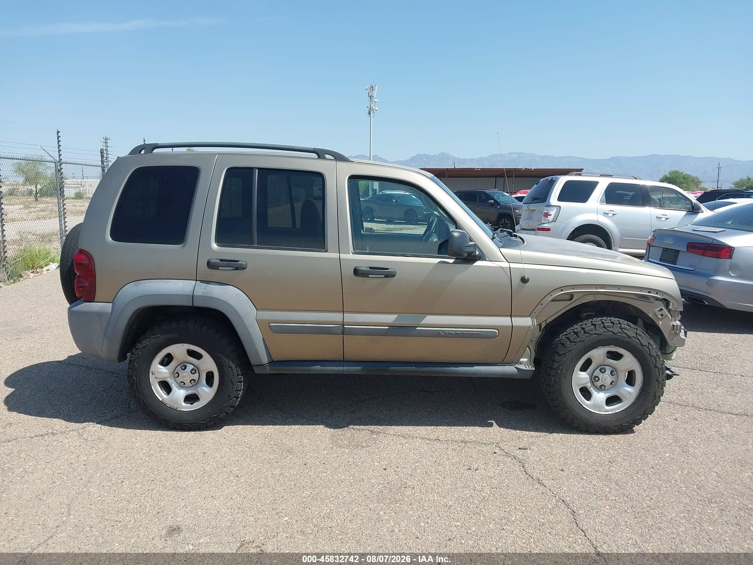 2005 Jeep Liberty Sport Gold vin: 1J4GL48K05W516909