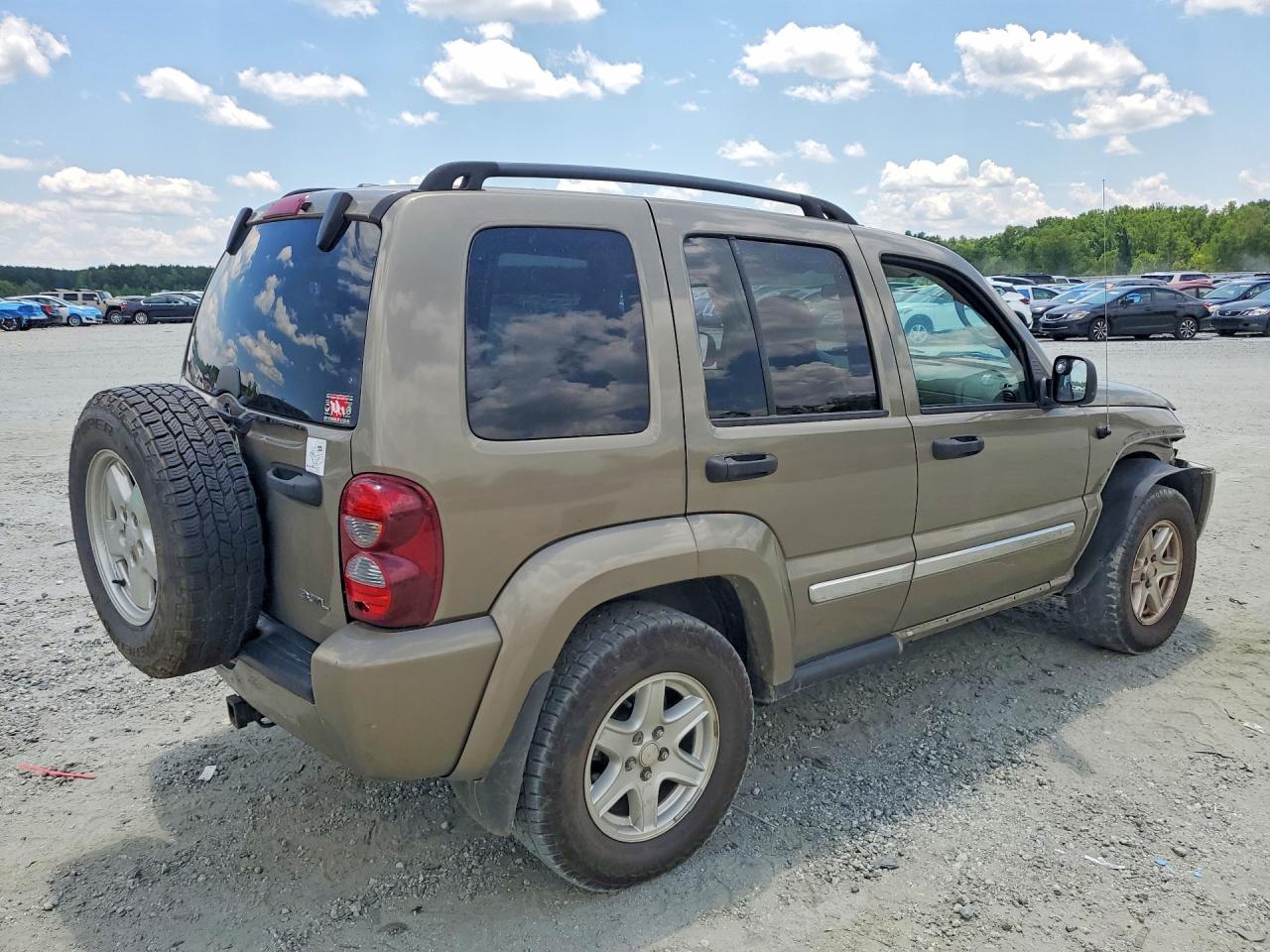 2006 Jeep Liberty Sport Tan vin: 1J4GL48K06W246503