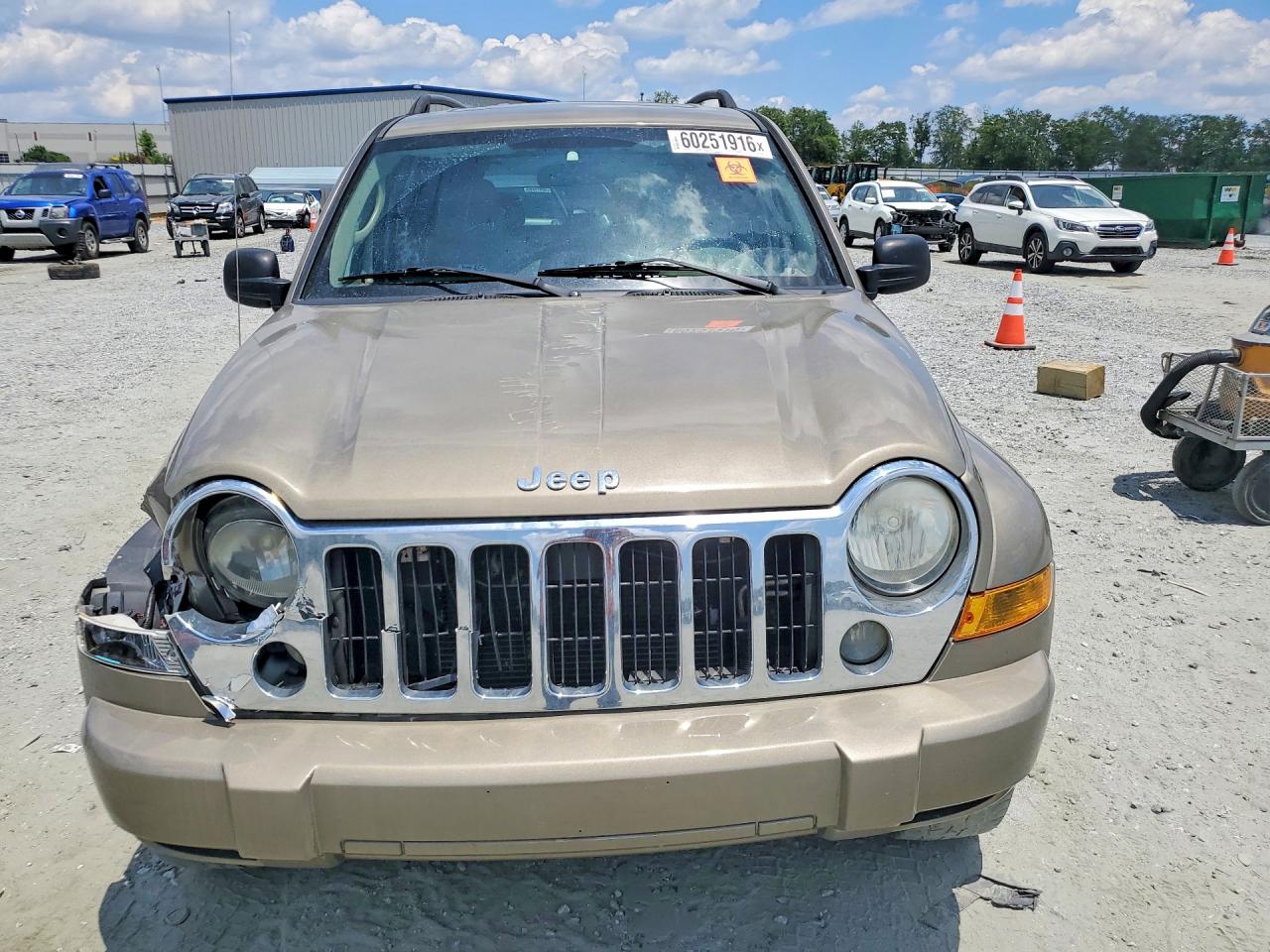 2006 Jeep Liberty Sport Tan vin: 1J4GL48K06W246503