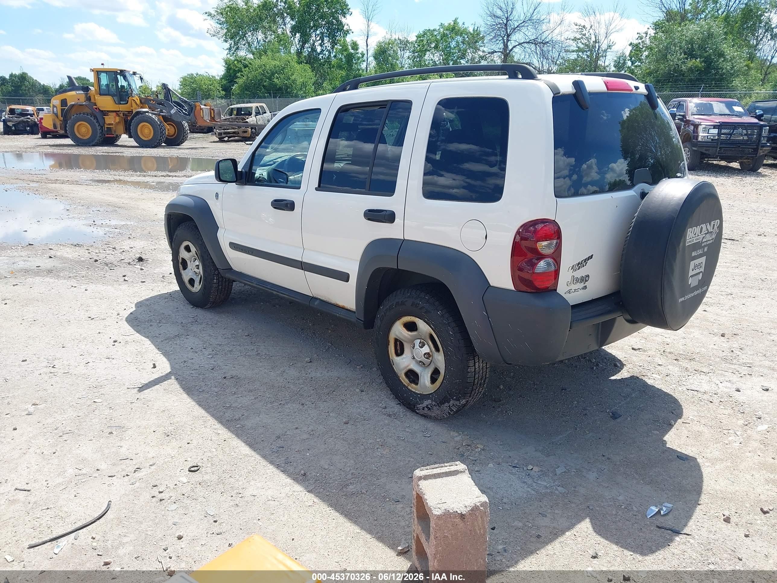 2006 Jeep Liberty Sport White vin: 1J4GL48K06W279923