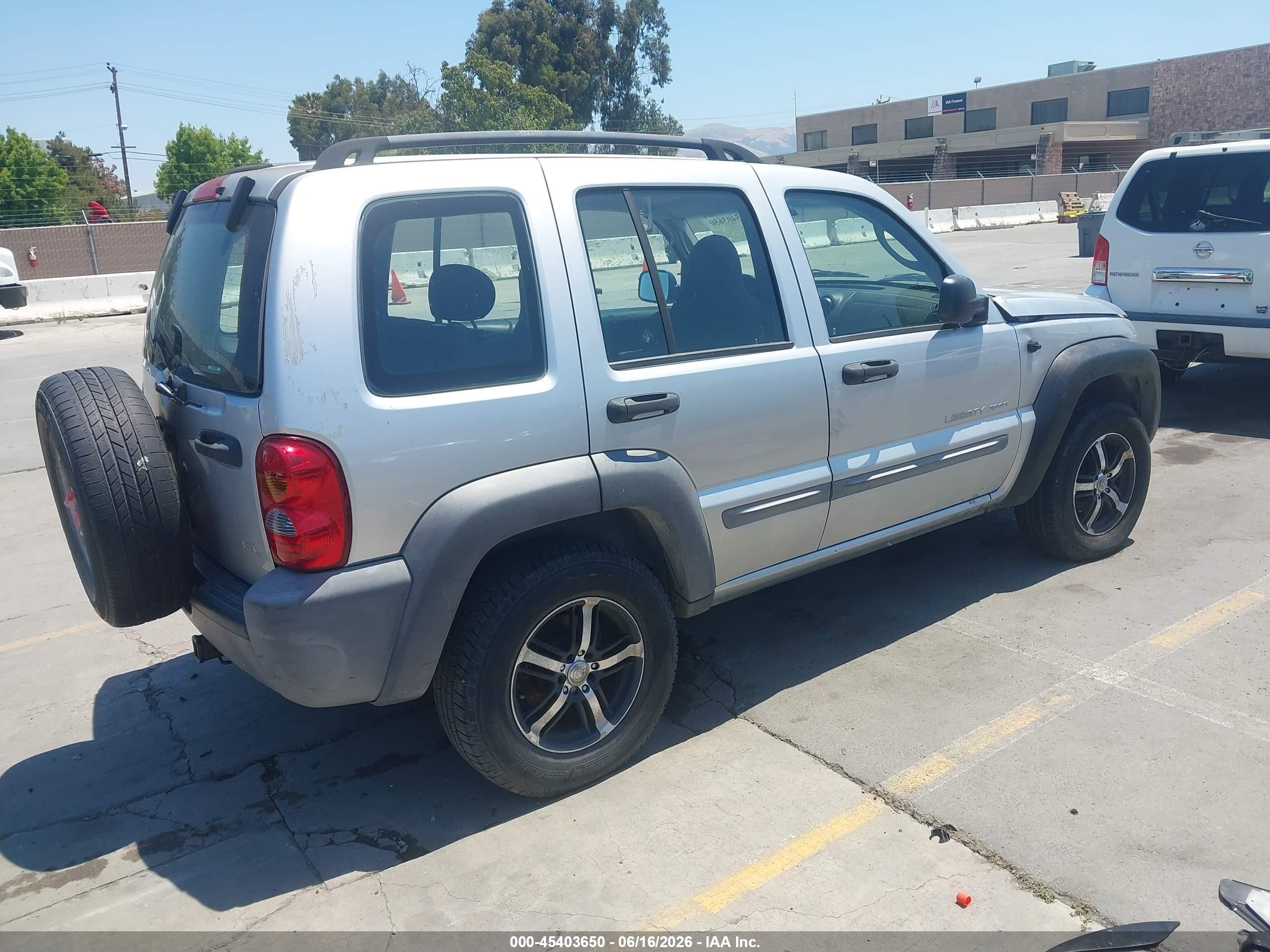 2003 Jeep Liberty Sport Silver vin: 1J4GL48K13W548863